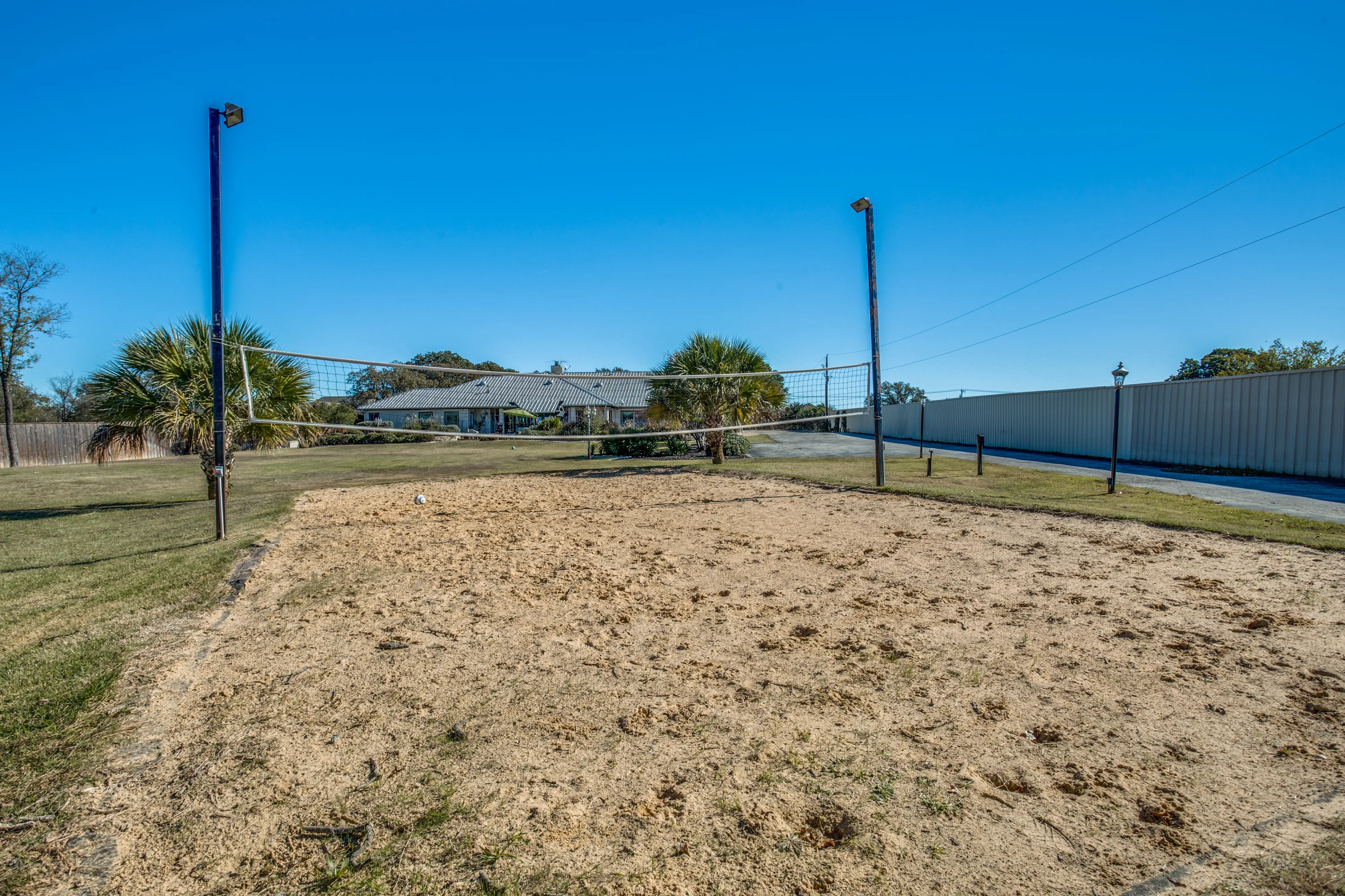 909 Little School Road, Dallas/Fort Worth, Texas 76060 - 909-little-school-road-kennedale-texas34_wj2hn7