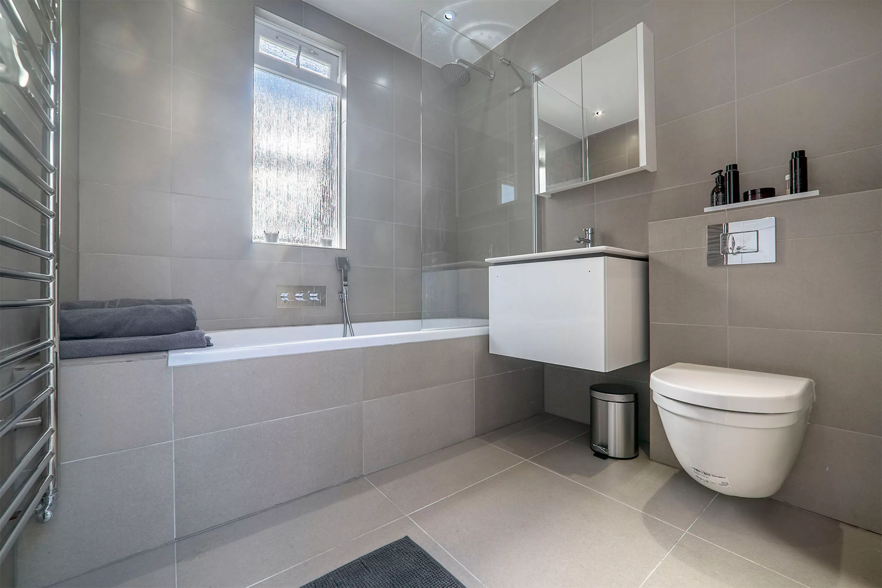 Flat E, 23 Porchester Square, Bayswater, London, England W2 6AN, United Kingdom - porchester-house-14-11-22-53-5353_dhyqyz