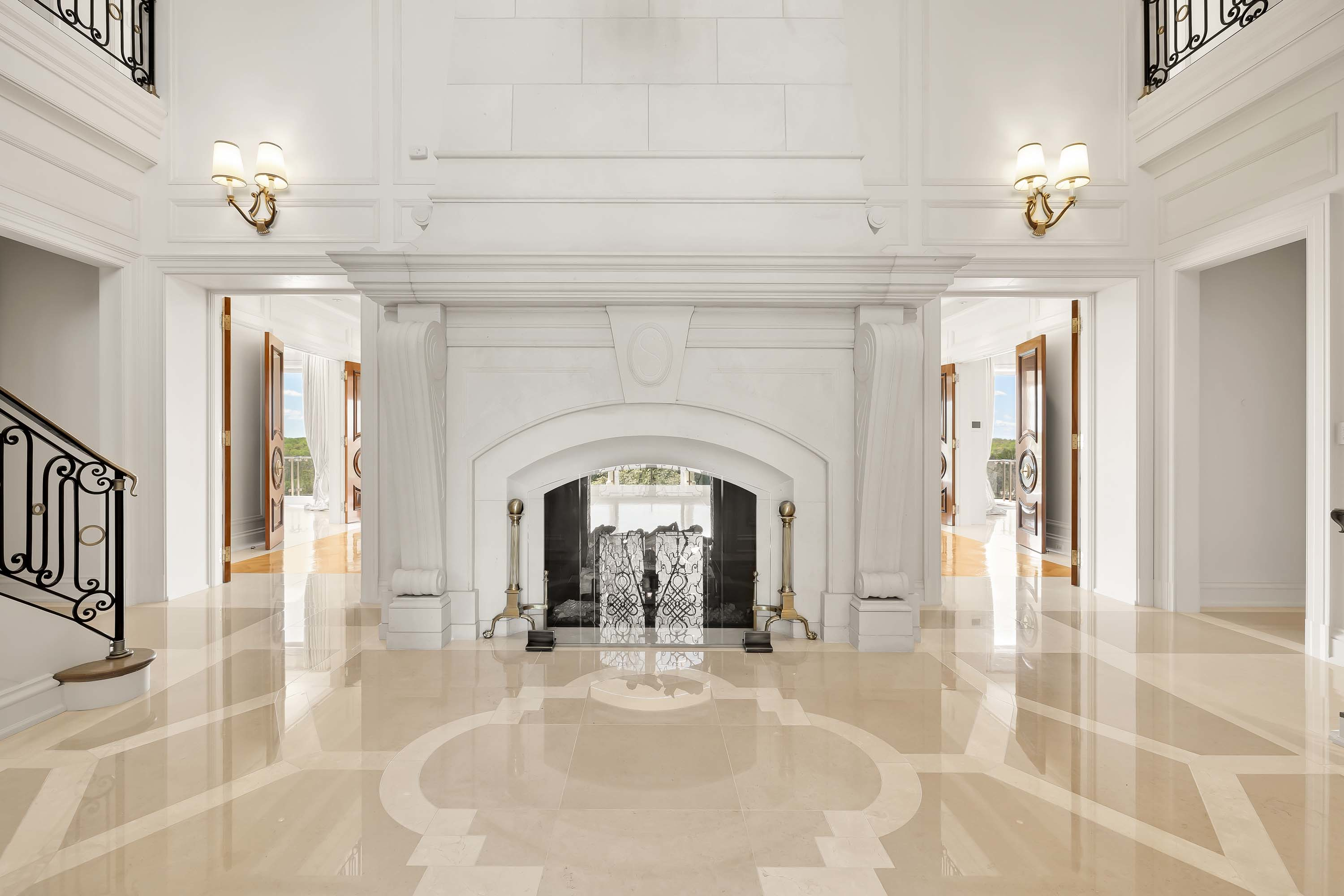 06 11900 River Rd, Potomac, MD 20854 - Luxury Real Estate - Concierge Auctions