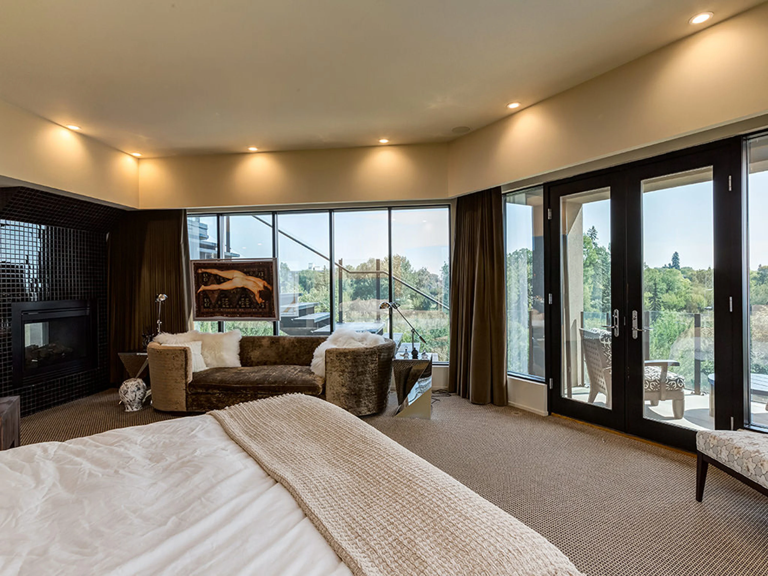 102 Crescent Road NW, Calgary, Alberta T2M 3Z9, Canada - 102-crescent-road-north-west-calgary-alberta-canada22_jic1wg