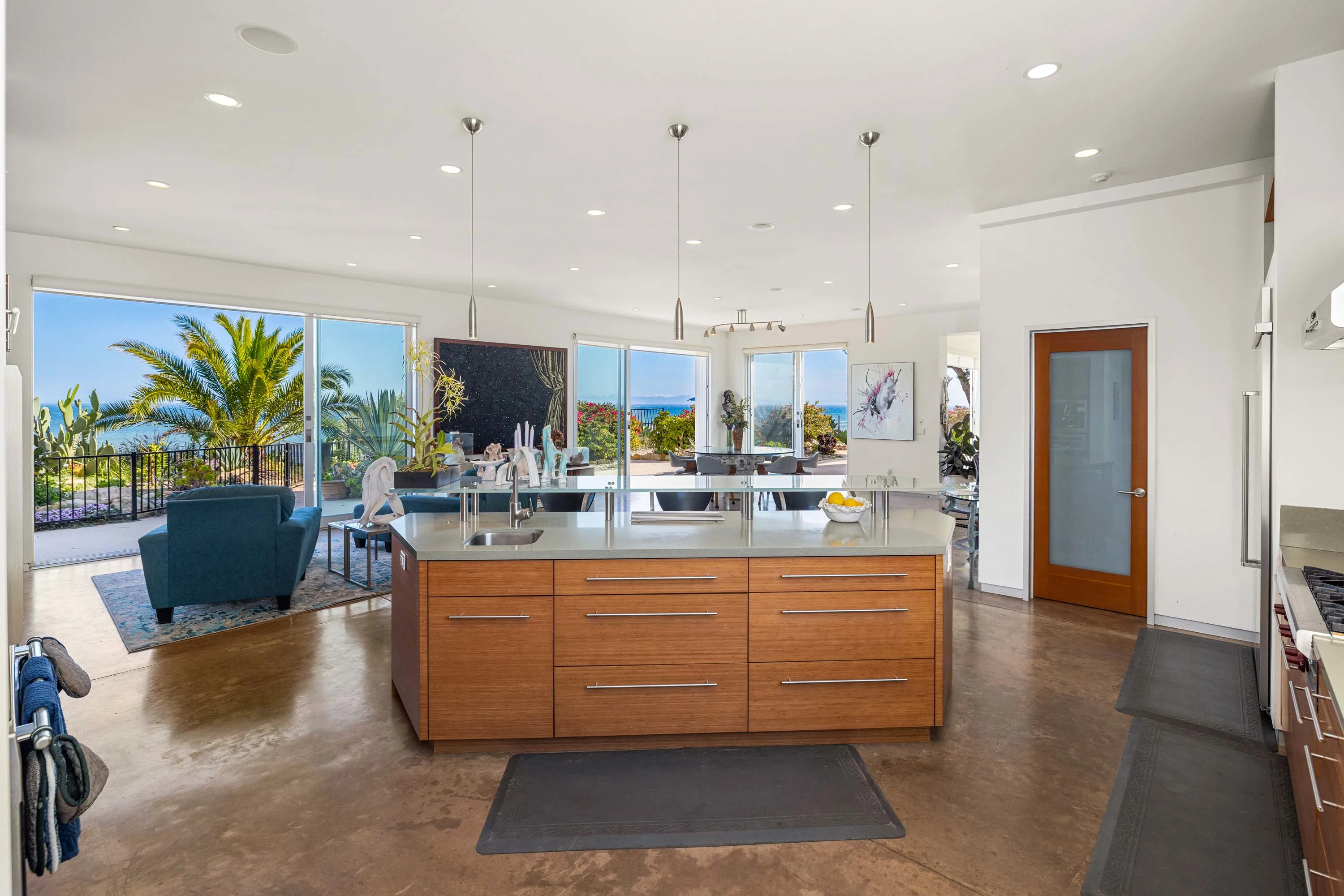 Casa Blanca | 5297 Austin Road, Santa Barbara, California 93111 - 10_-_14-7L5A2230_n0w0mz