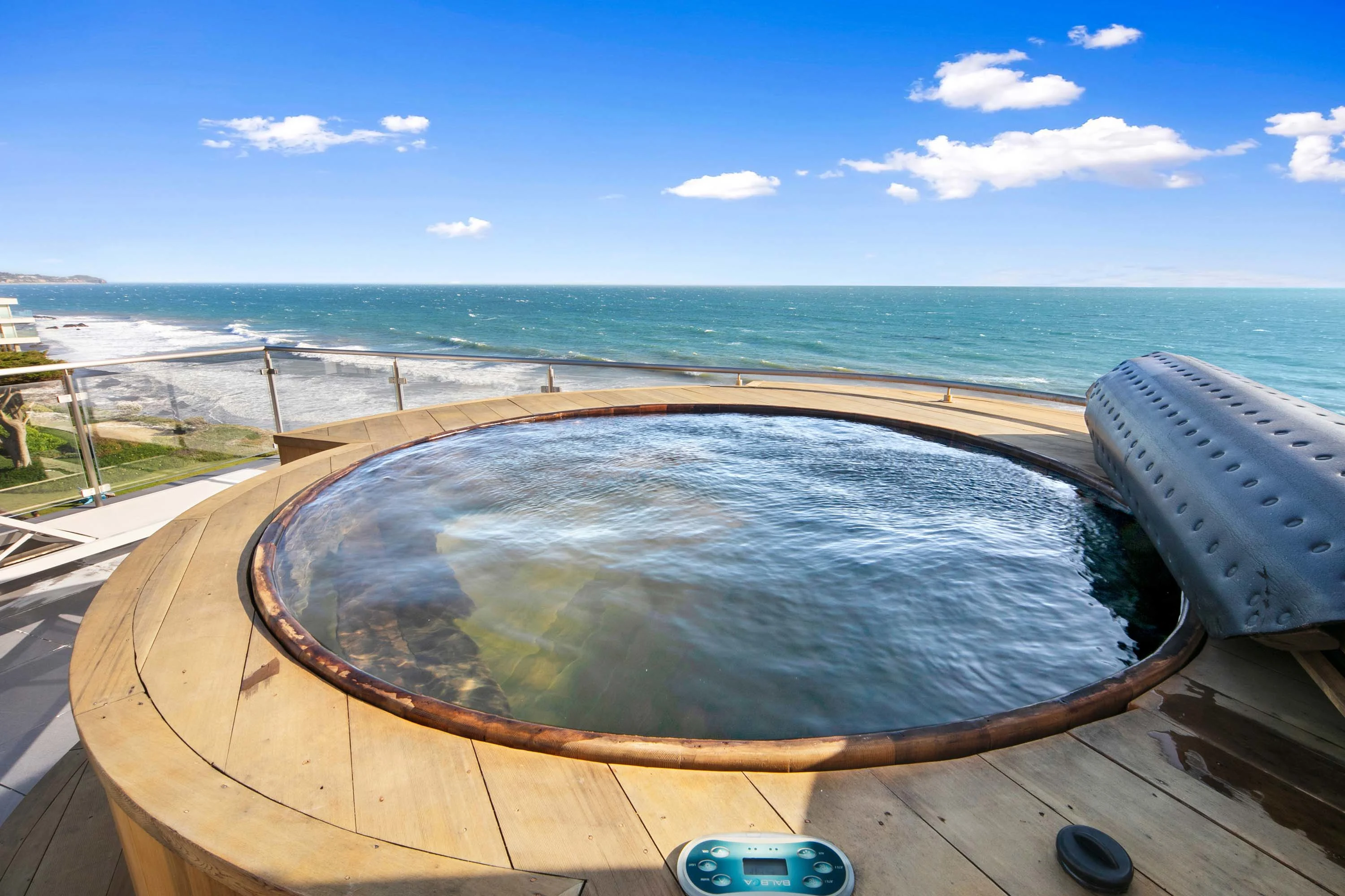 31721 Sea Level Drive, Malibu, California 90265 - 45_-_5DSR9494-_high-res_-_assosn