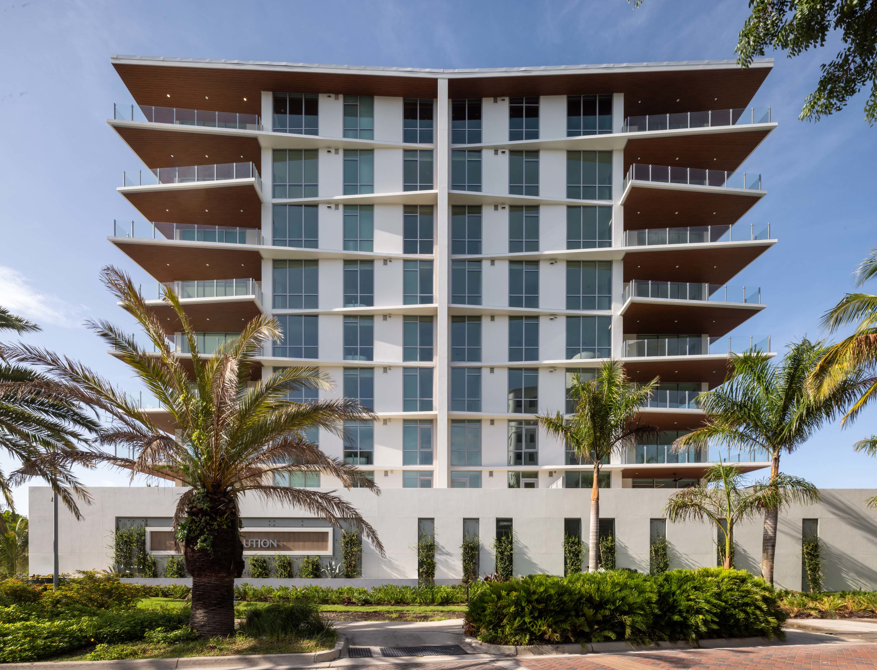 50 111 Golden Gate Point -Penthouse 701, Sarasota, FL 34236 - Luxury Real Estate - Concierge Auctions