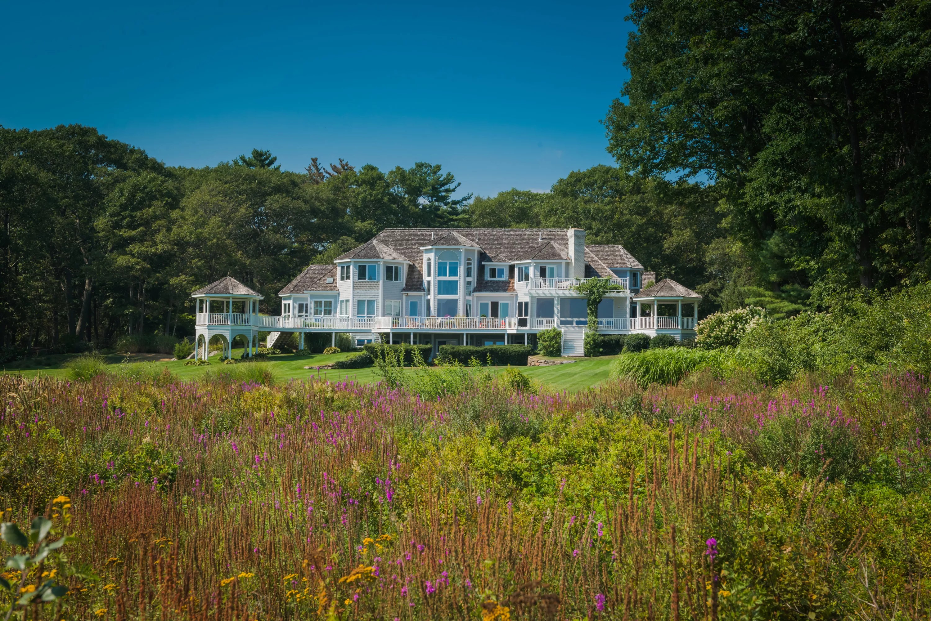 38 Masconomo Street, Manchester-by-the-Sea, Massachusetts 01944 - 10-16-38-masconomo-st-manchester-by-the-sea-ma-04_xuoaqi