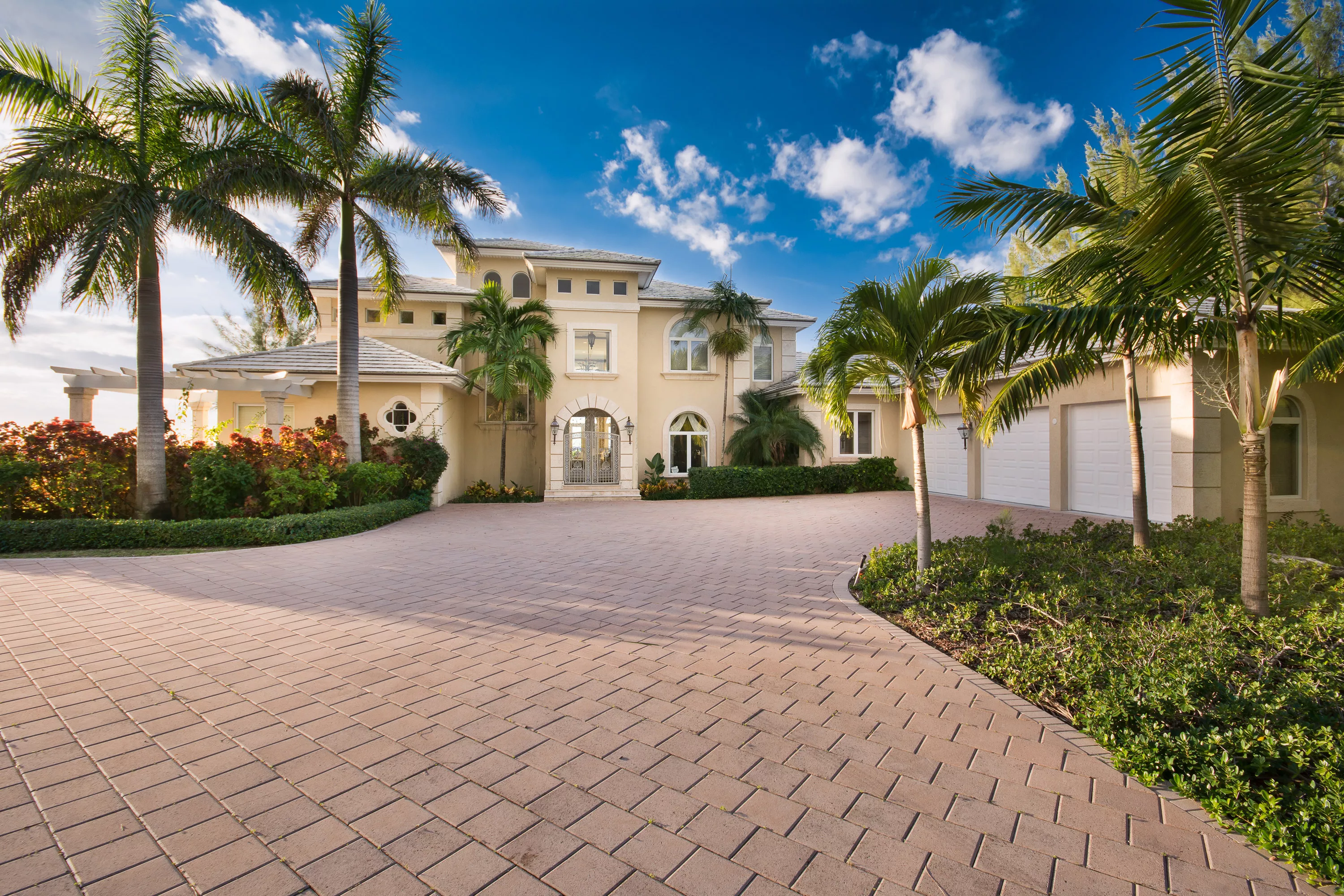 #22 Princess Isle, Freeport,  , Bahamas - princess-isle-grand-bahama-island-bahamas-luxury-real-estate-10_b89fqx
