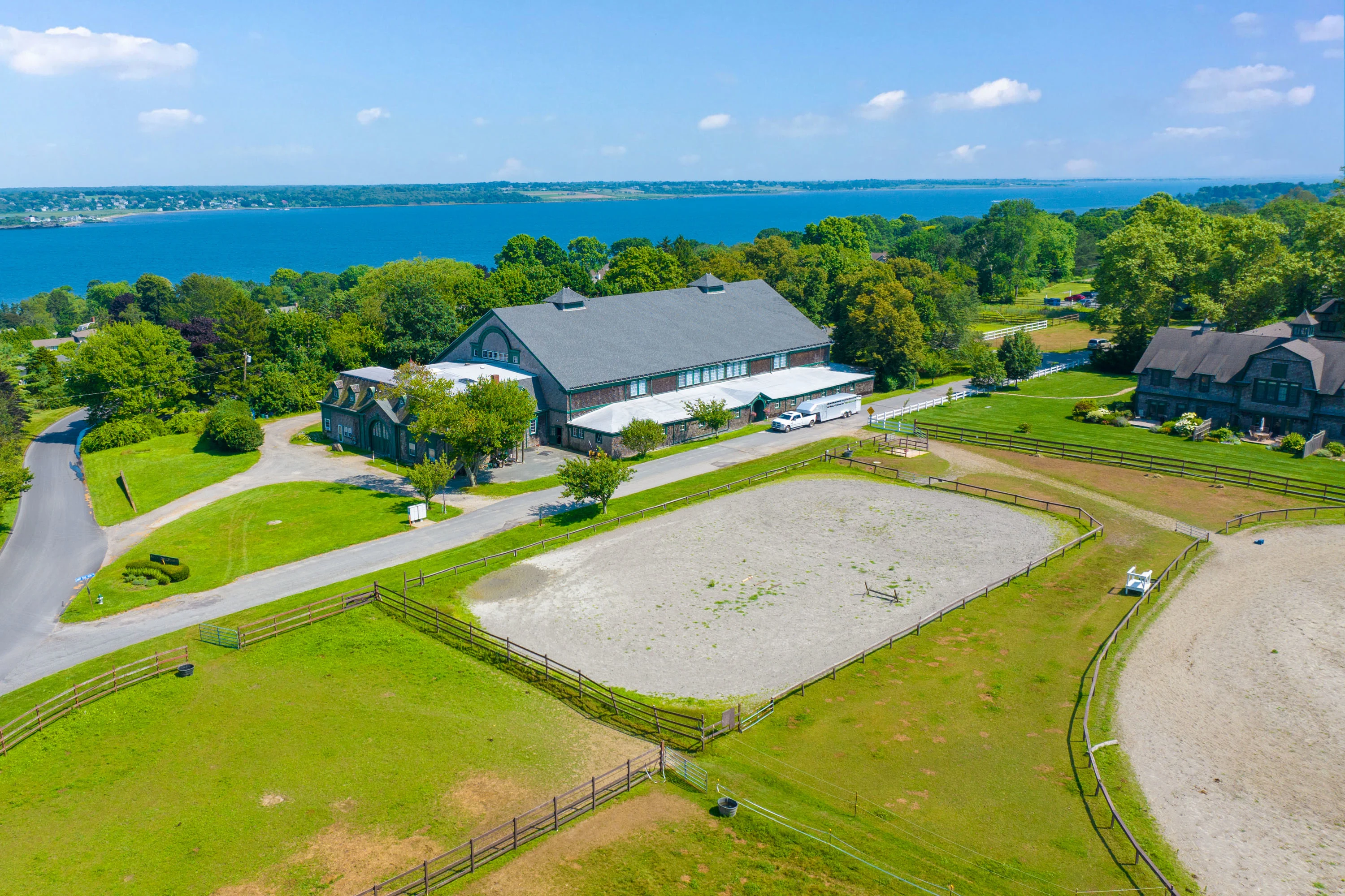 30 Sandy Point Farm Road, Portsmouth, Newport County, Rhode Island 02871 - 30_Sandy_Point_Farm_Rd_01_vkmnws