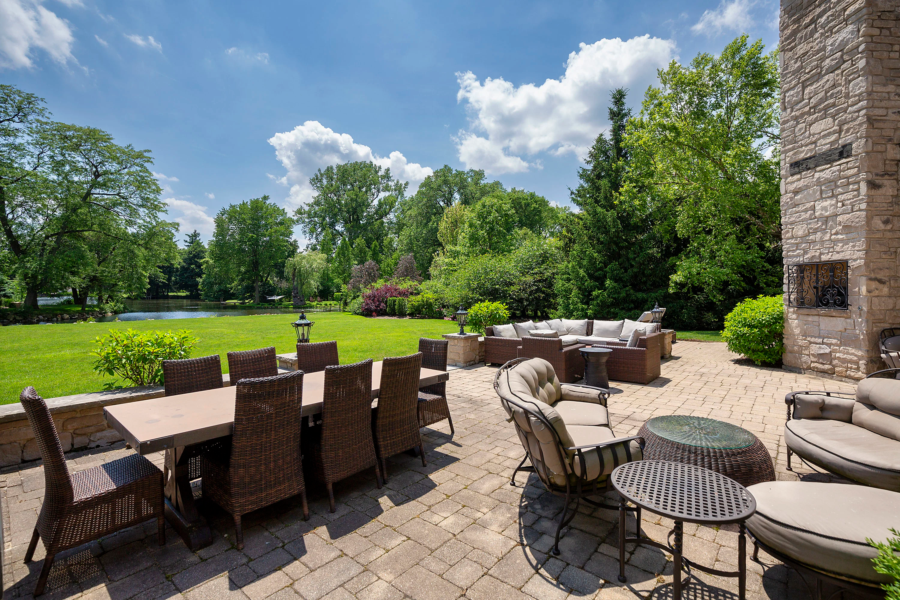 104 Longmeadow Road, Winnetka, Chicago Area, Illinois 60093 - 104_Longmeadow_Rd_43_s5uw9p
