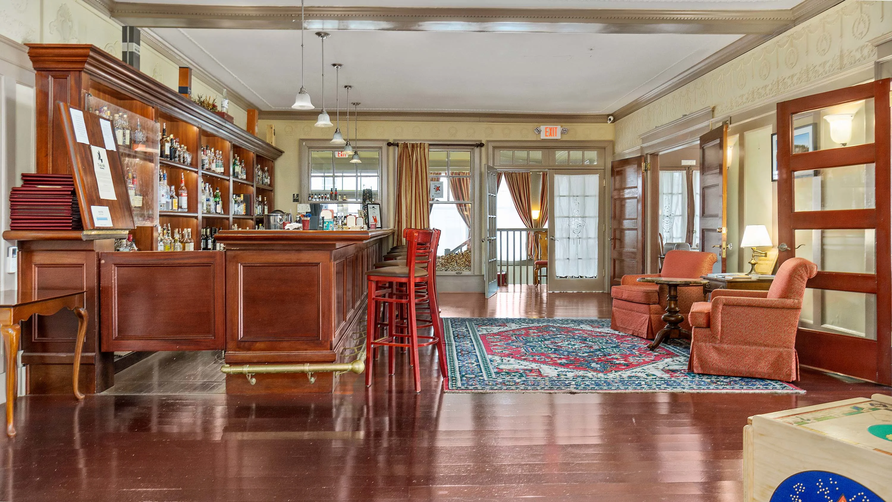 51 Walker Street, The Berkshires, Massachusetts 01240 - gateways-inn-51-walker-street-lenox-massachusetts07_fr7e8a