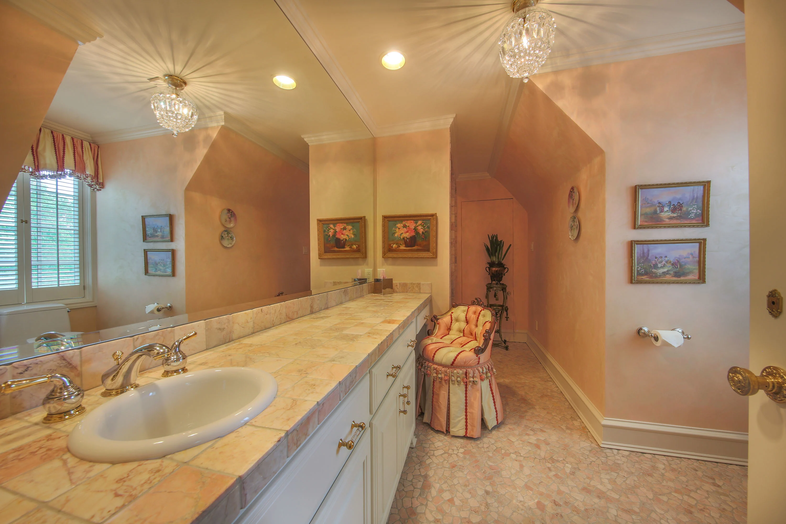 800 South Greer Boulevard, Pittsburg, East Texas, Texas 75686 - pilgrim-estate-800-s-greer-blvd-east-texas-31_mu8kur