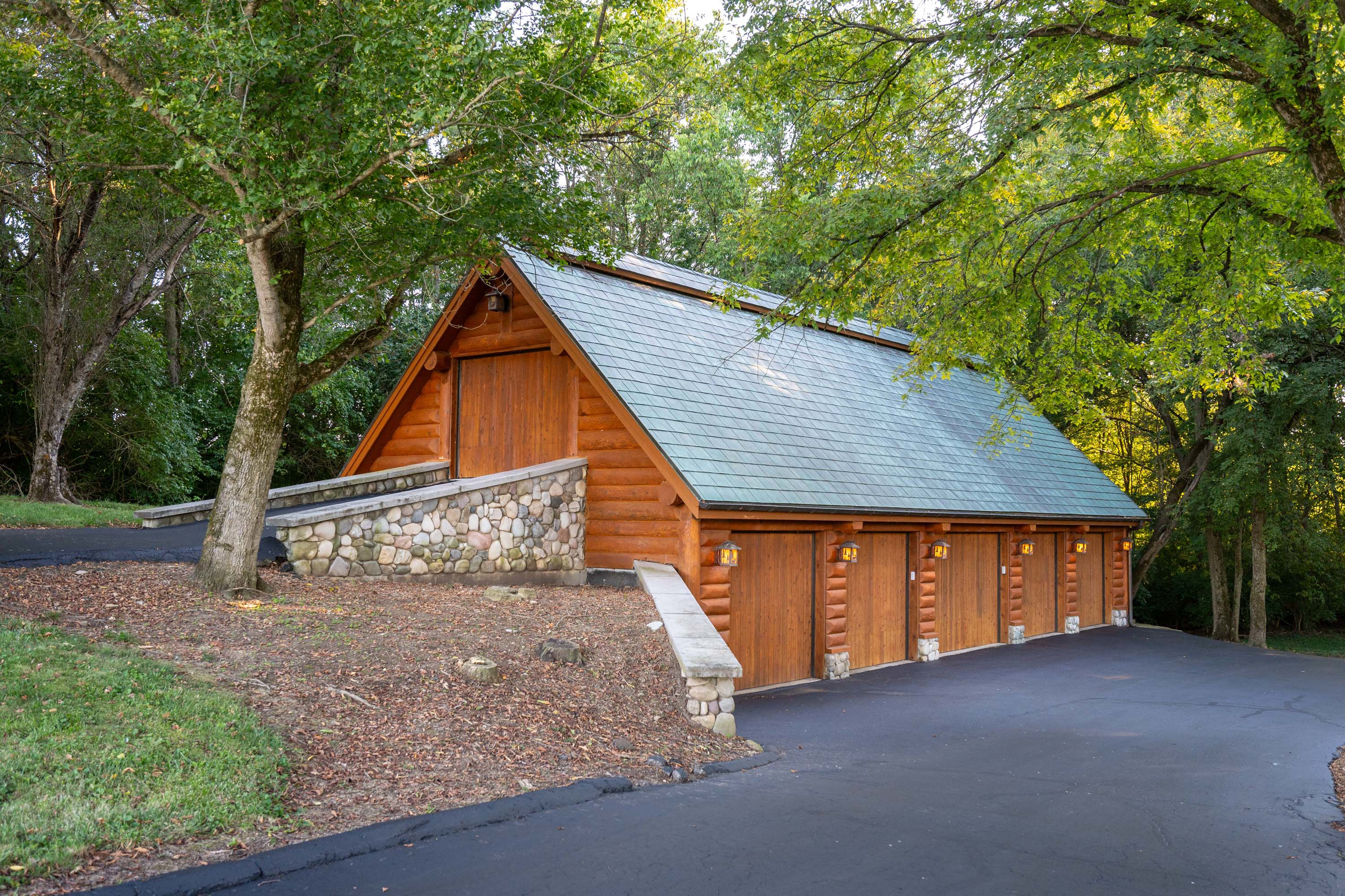 53 7902 Route 42 - Luxury Real Estate - Concierge Auctions