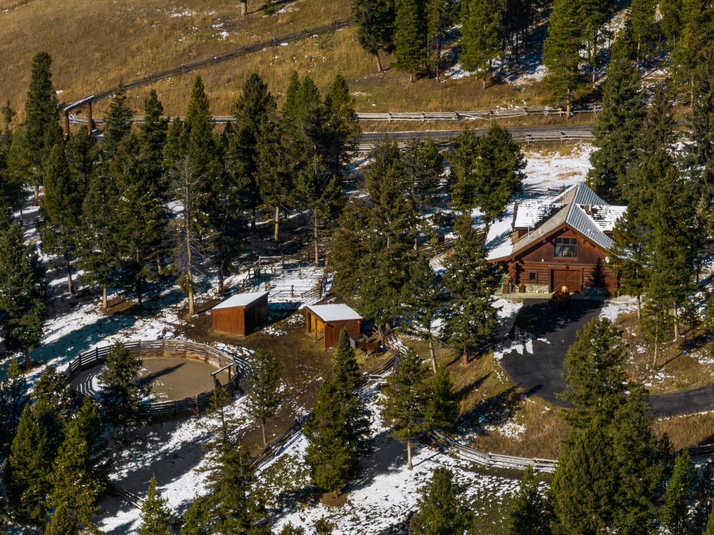 5255 Lone Mountain Trl, Big Sky, Montana 59716 - 25_-_23_-_DJI_0241_vgbsy5