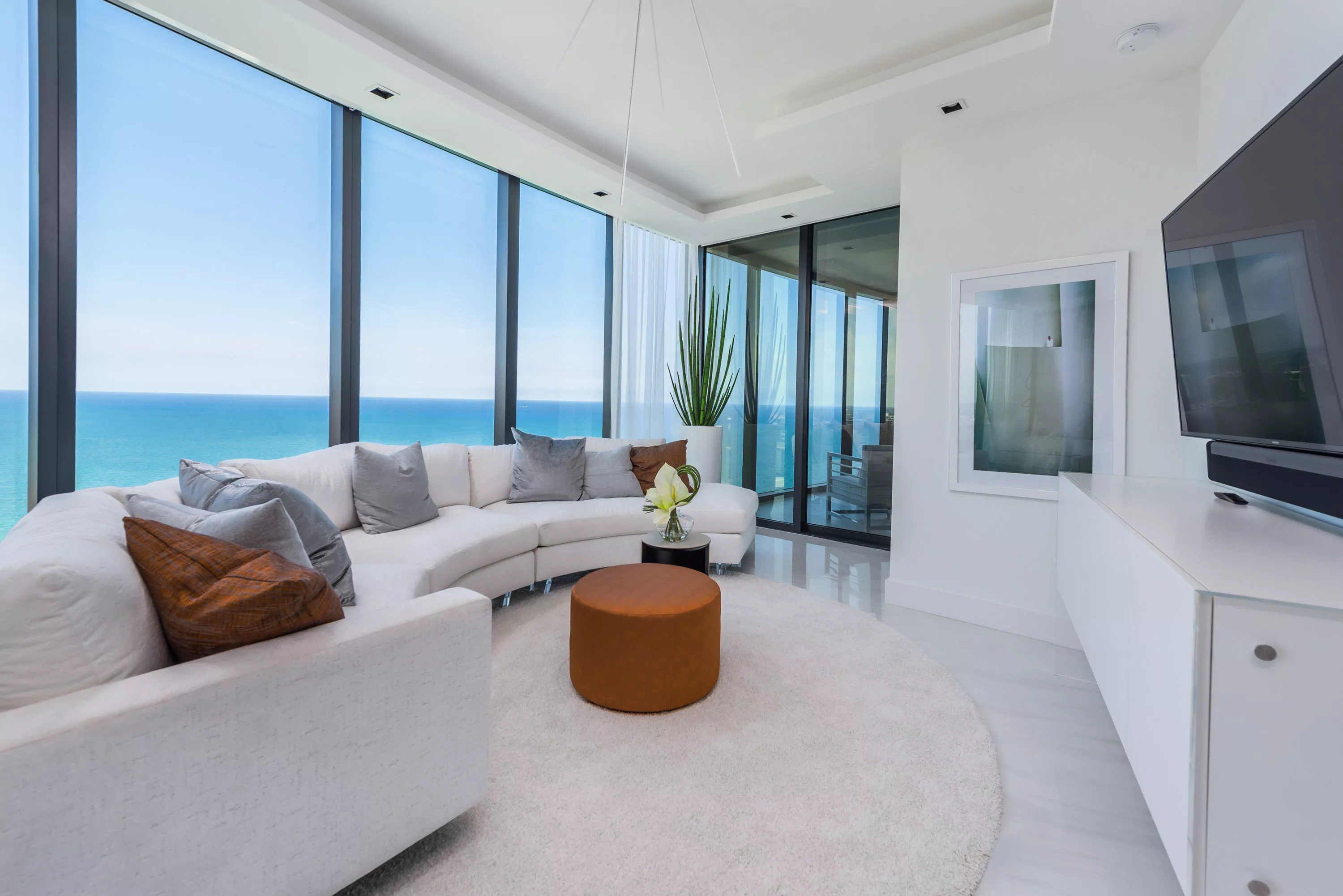 18555 Collins Avenue Apt 3605, Porsche Design Tower, Miami, Florida 33160 - porsche-design-tower-residence-3605-18555-collins-avenue-sunny-isles-beach-florida16_eyyqnu