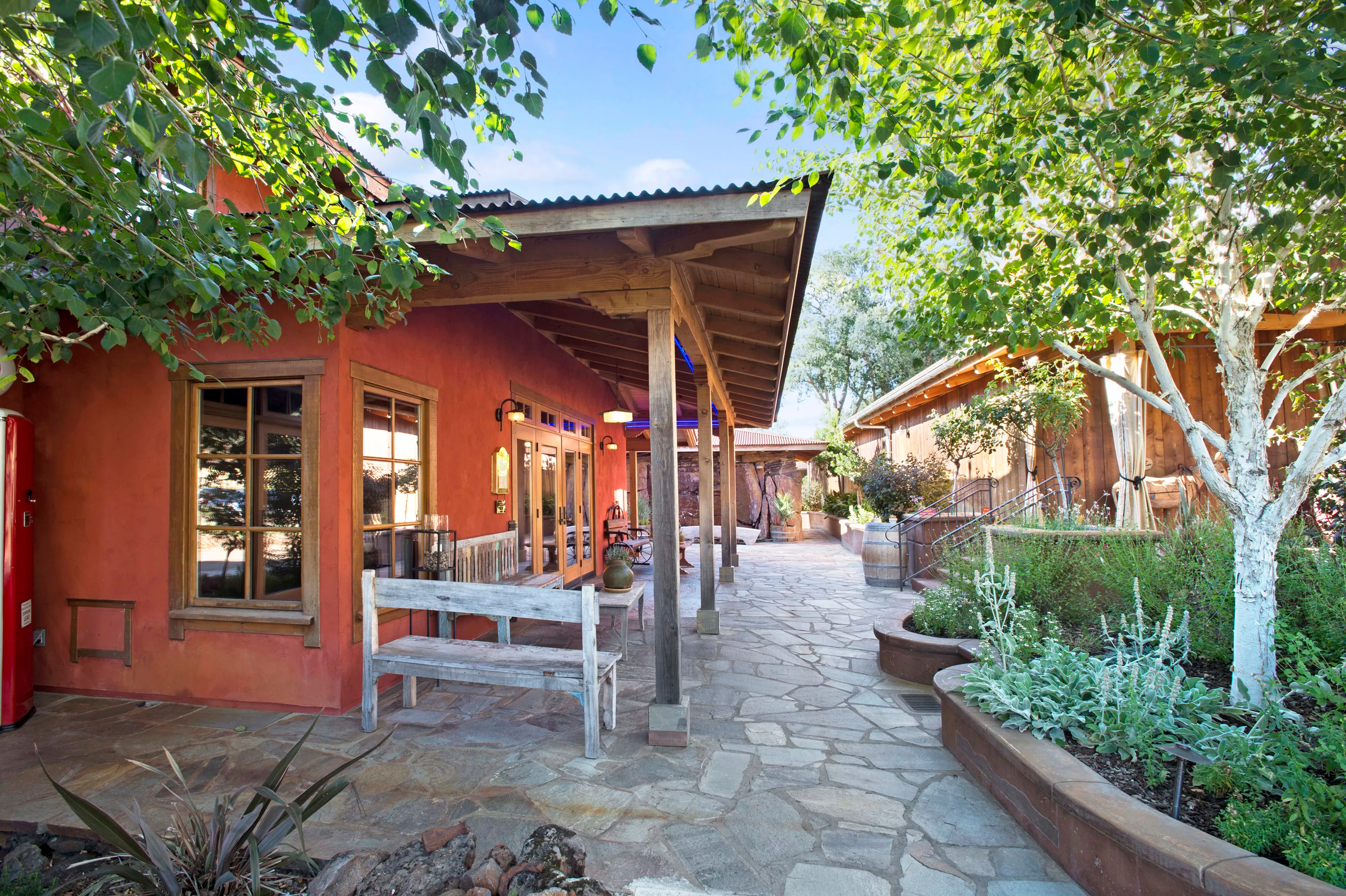 28740 Inwood Road, Inwood Valley, California 96088 - anselmo-vineyards-28740-inwood-road-shingletown-ca-luxury-real-estate-22_pyrspf
