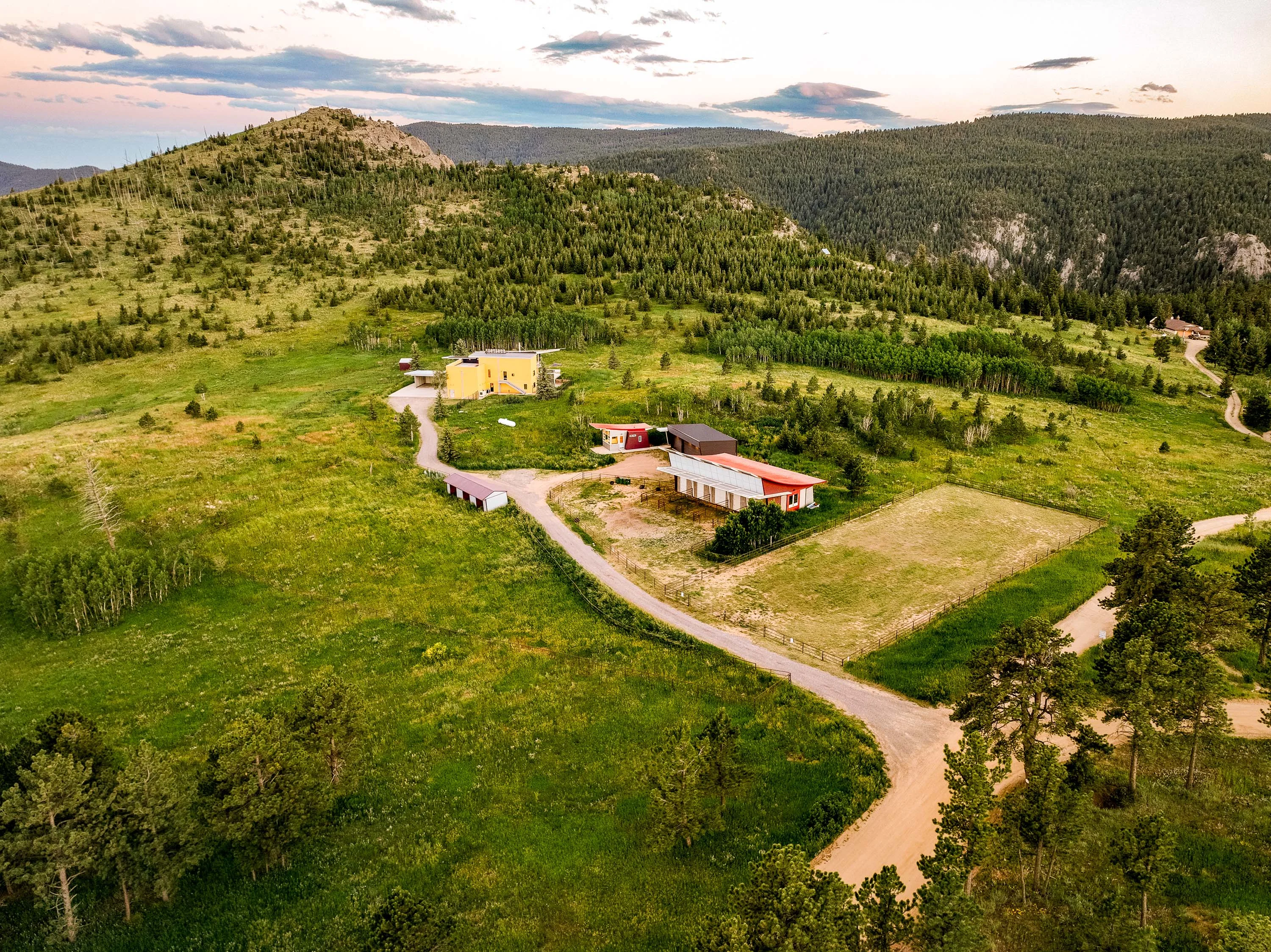 987 Lost Angel Road, Sugarloaf Mountain, Boulder, Colorado 80302 - 2_-_987_Lost_Angel_Rd-51_hiqnt9