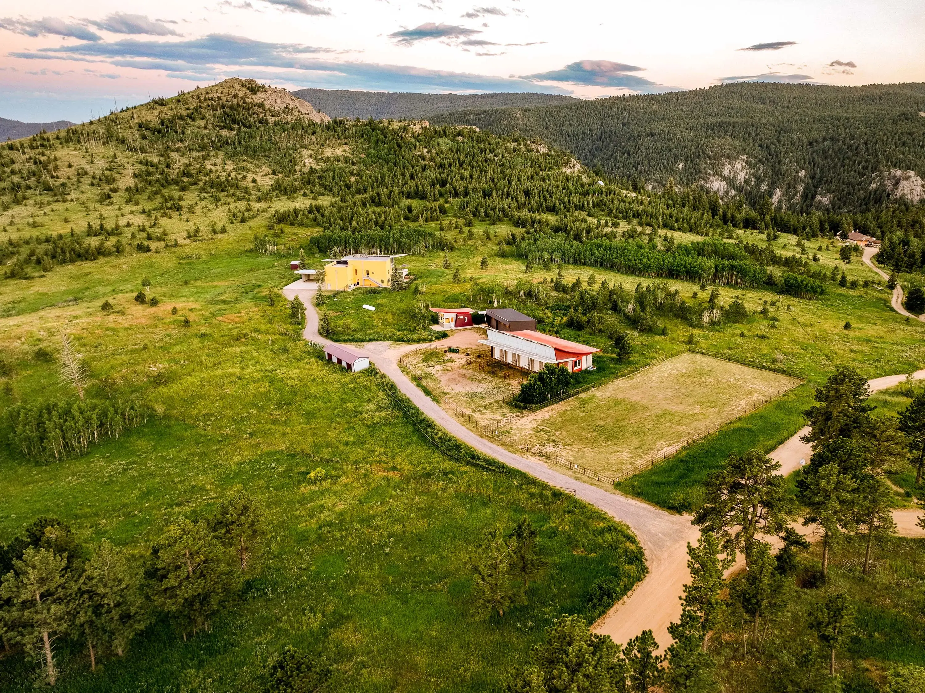 987 Lost Angel Road, Sugarloaf Mountain, Boulder, Colorado 80302 - 2_-_987_Lost_Angel_Rd-51_hiqnt9