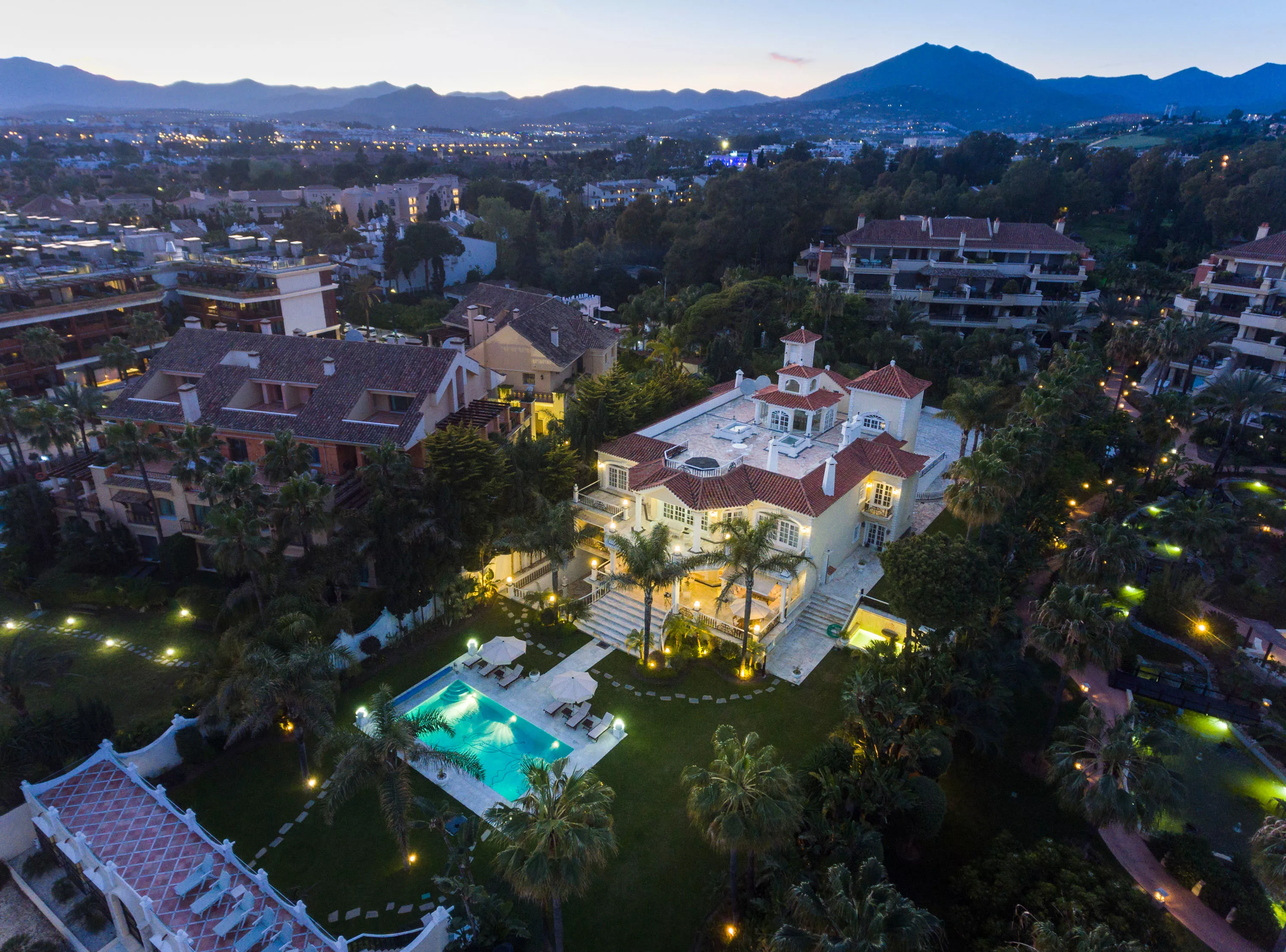 Arrabal el Rodeo 7, Marbella, Malaga 29660, Spain - el_martinete_marbella_spain_50_fi804v