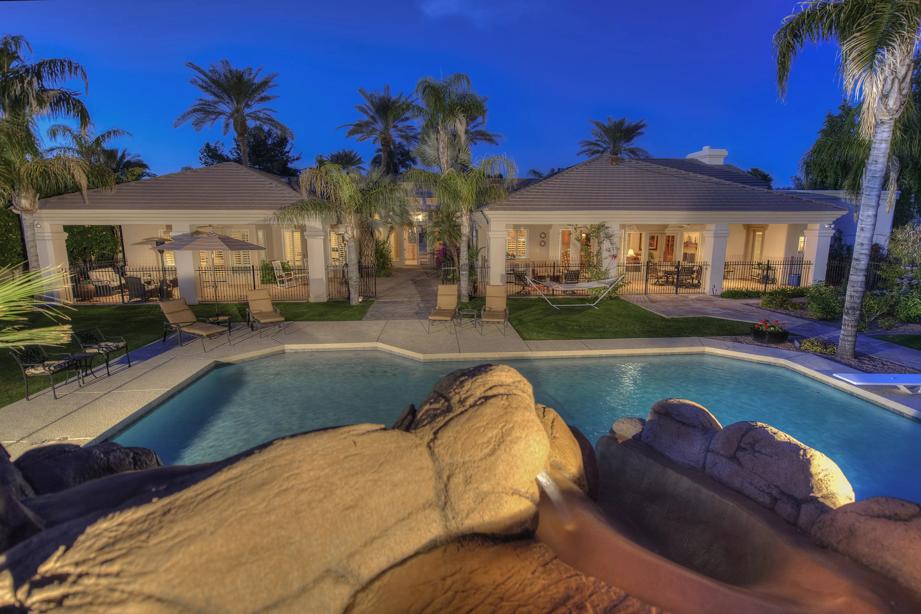 6733 East Caron Street, Paradise Valley, Arizona 85253 - east_caron_estate20_ysb58y
