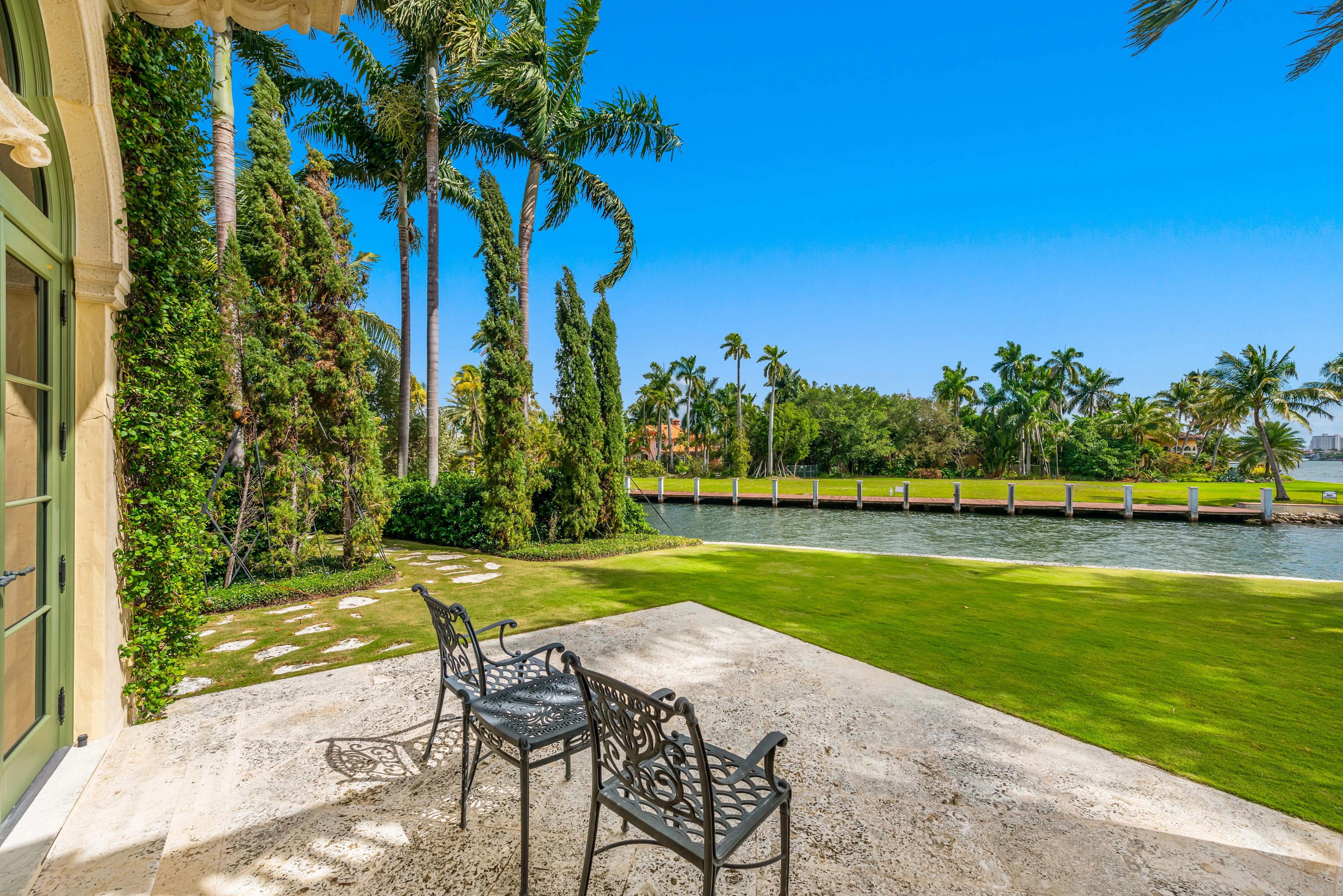 534 Bontona Avenue, Fort Lauderdale, Florida 33301 - casa-bella-fortuna-fort-lauderdale-florida63_fy2izb
