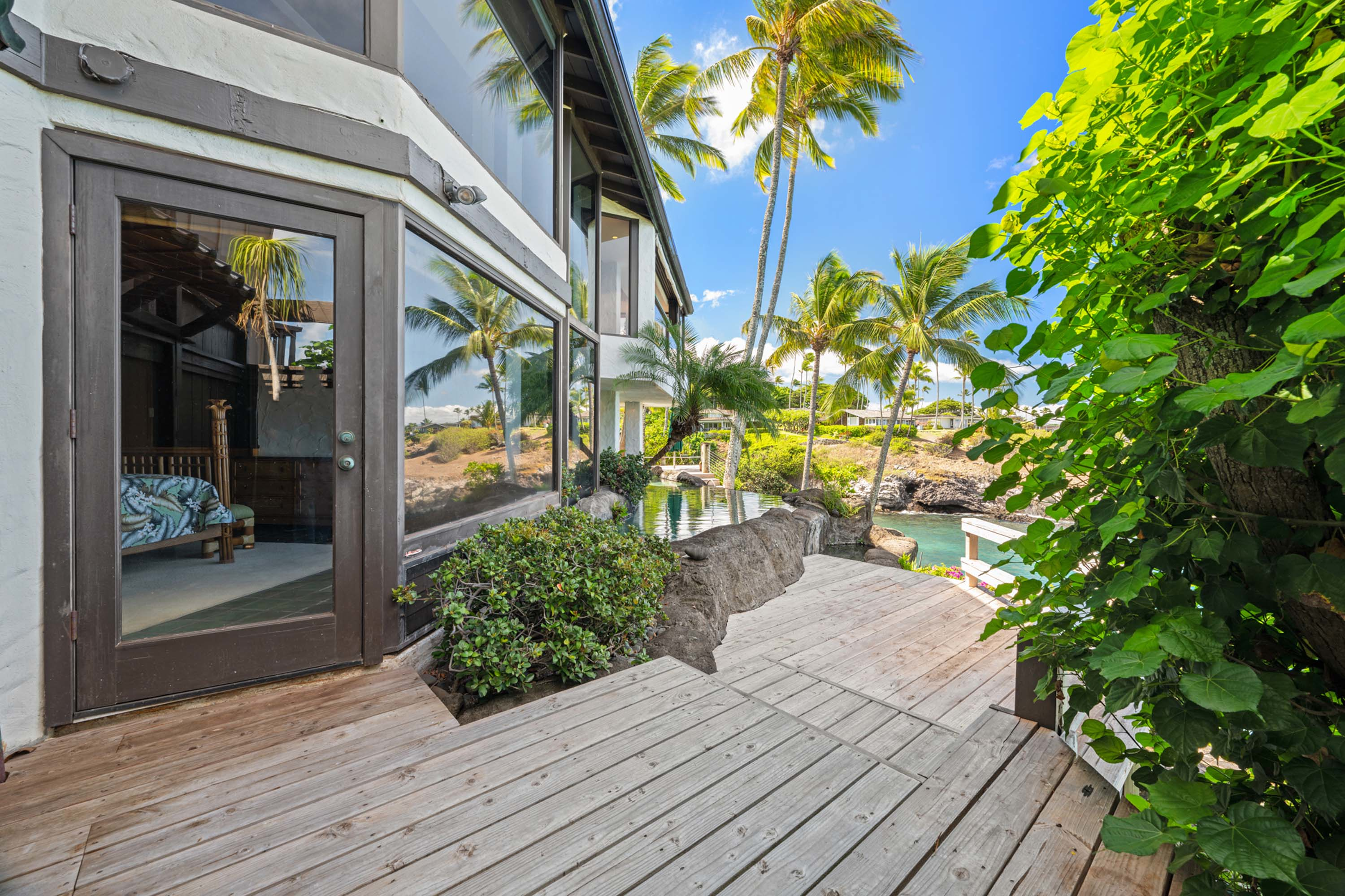 34 5163 and 5157 Lower Honoapiilani Rd, Lahaina, HI 96761 - Luxury Real Estate - Concierge Auctions