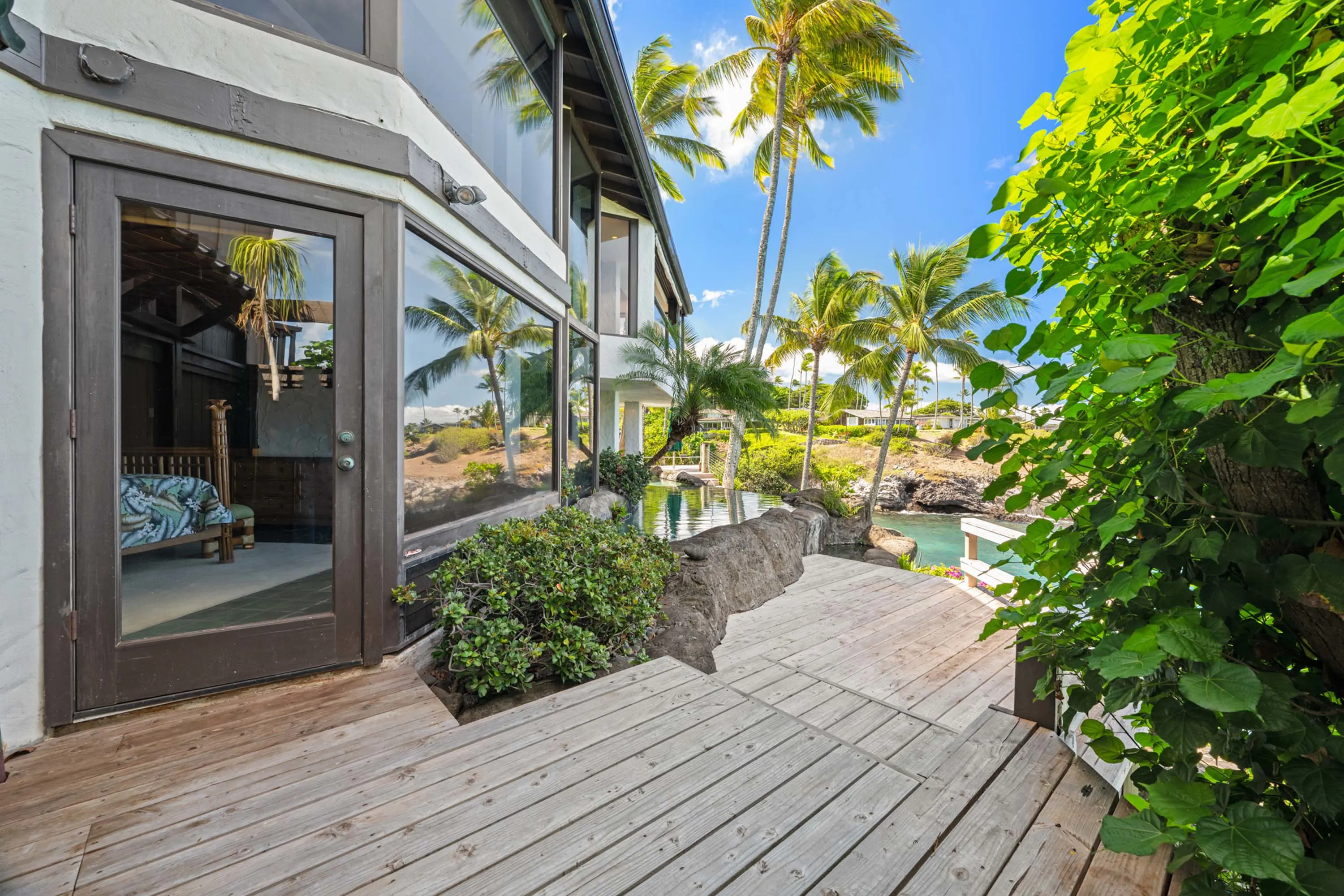 34 5163 and 5157 Lower Honoapiilani Rd, Lahaina, HI 96761 - Luxury Real Estate - Concierge Auctions