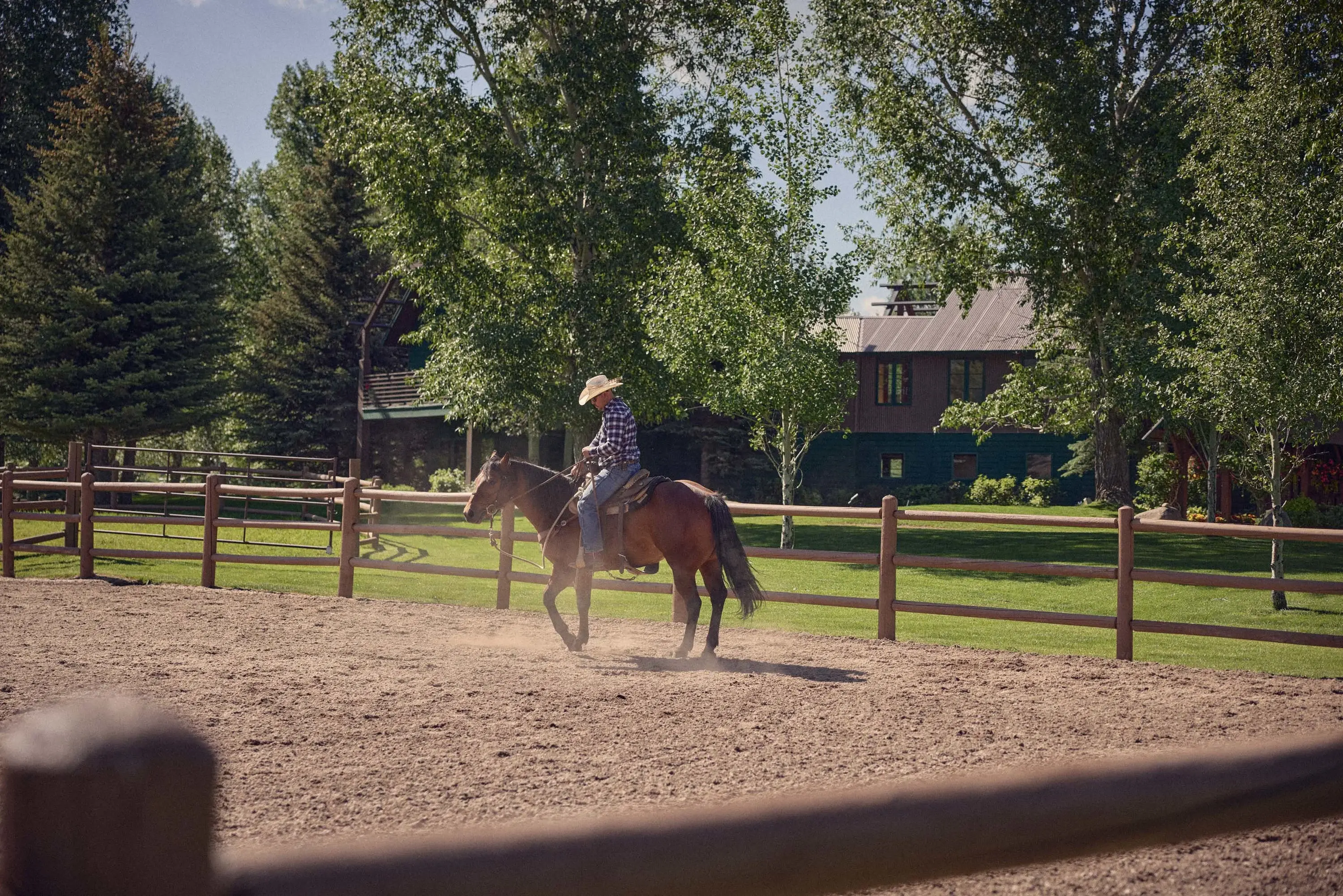 Moonshoot Ranch | 910 White Star Drive, Aspen, Colorado 81611 - 38_Moonshot_Ranch_910_White_Star_Drive_Aspen_CO_81611_aseyk1