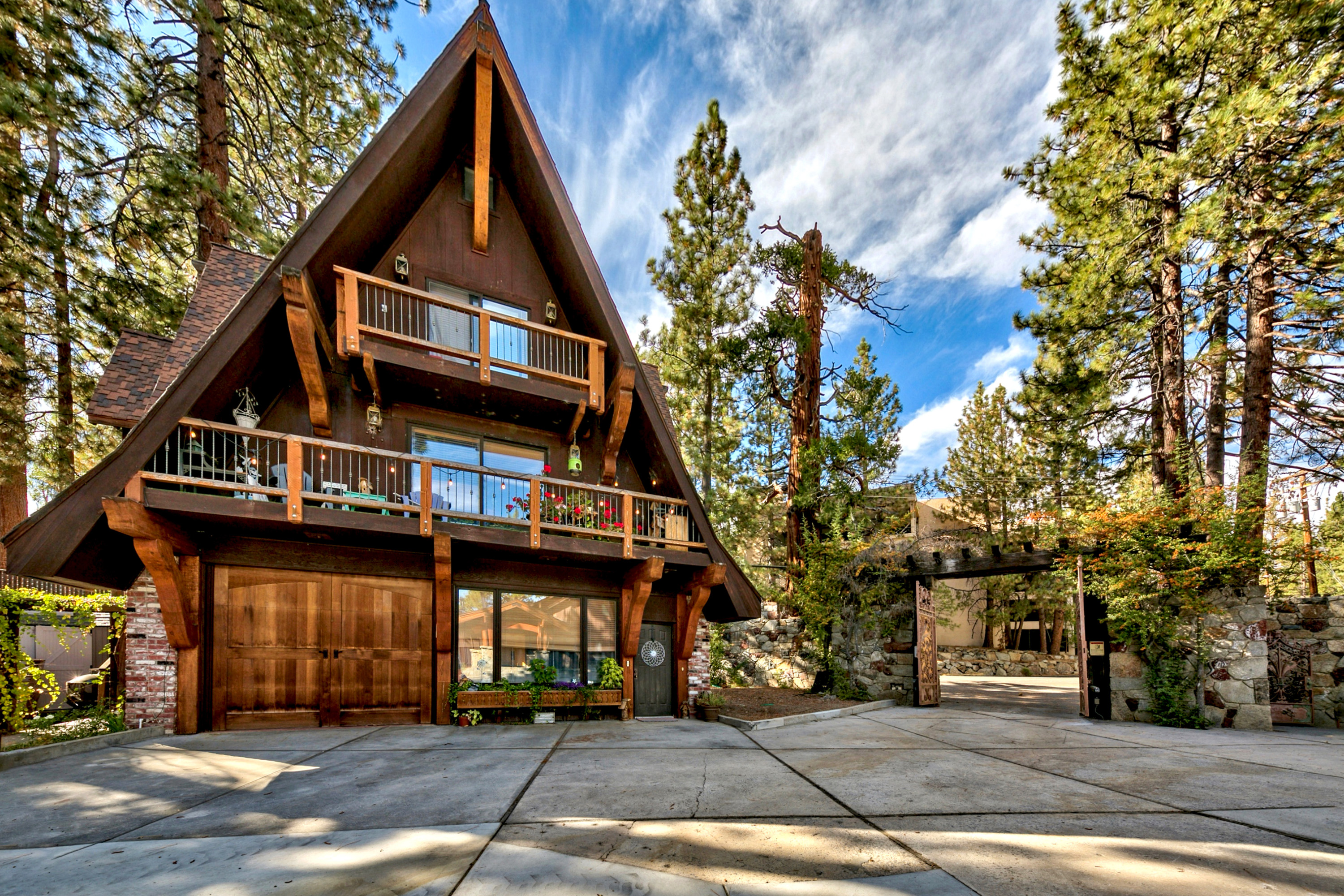 034 20 Cal Neva Drive