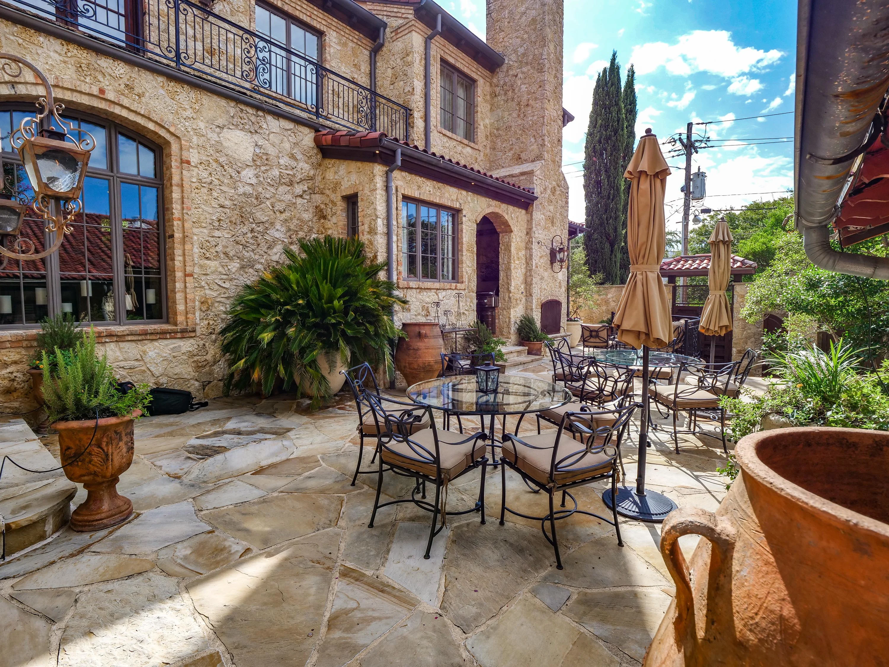 2505 Welborn Street, Turtle Creek, Dallas, Texas 75219 - 2505-welborn-street-dallas-texas41_w0xcdw