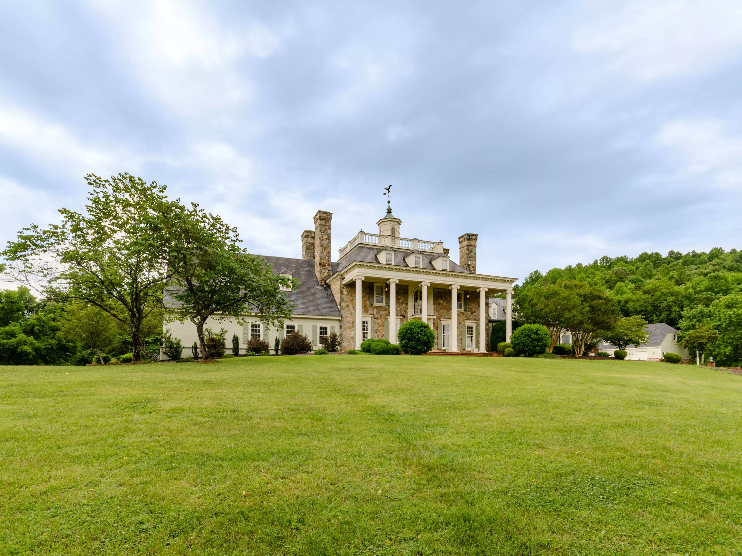 2515 Stone Ridge Road, Blue Ridge Mountains, Virginia 24538 - 2515-stone-ridge-rd-concord-va-02-08-03-48-4848_flhhhq