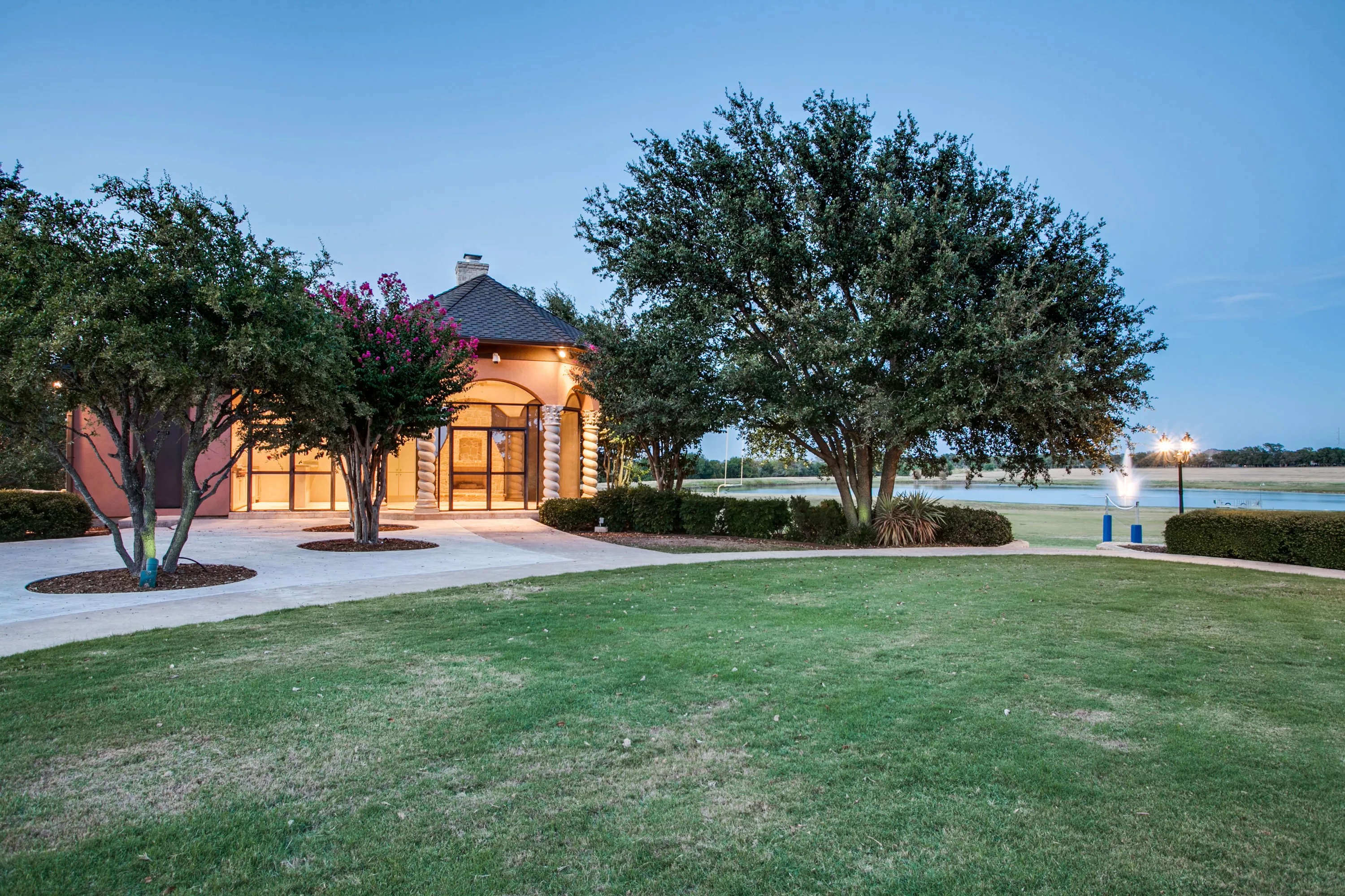 1280 North Preston Road, Prosper, Texas 75078 - the-lone-star-on-preston-1280-n-preston-rd-luxury-real-estate-28_vwoehz