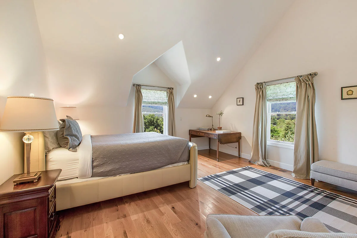 2618 & 2620 Silverado Trail North, Saint Helena, California 94574 - St-Hel-CA23_qeheag