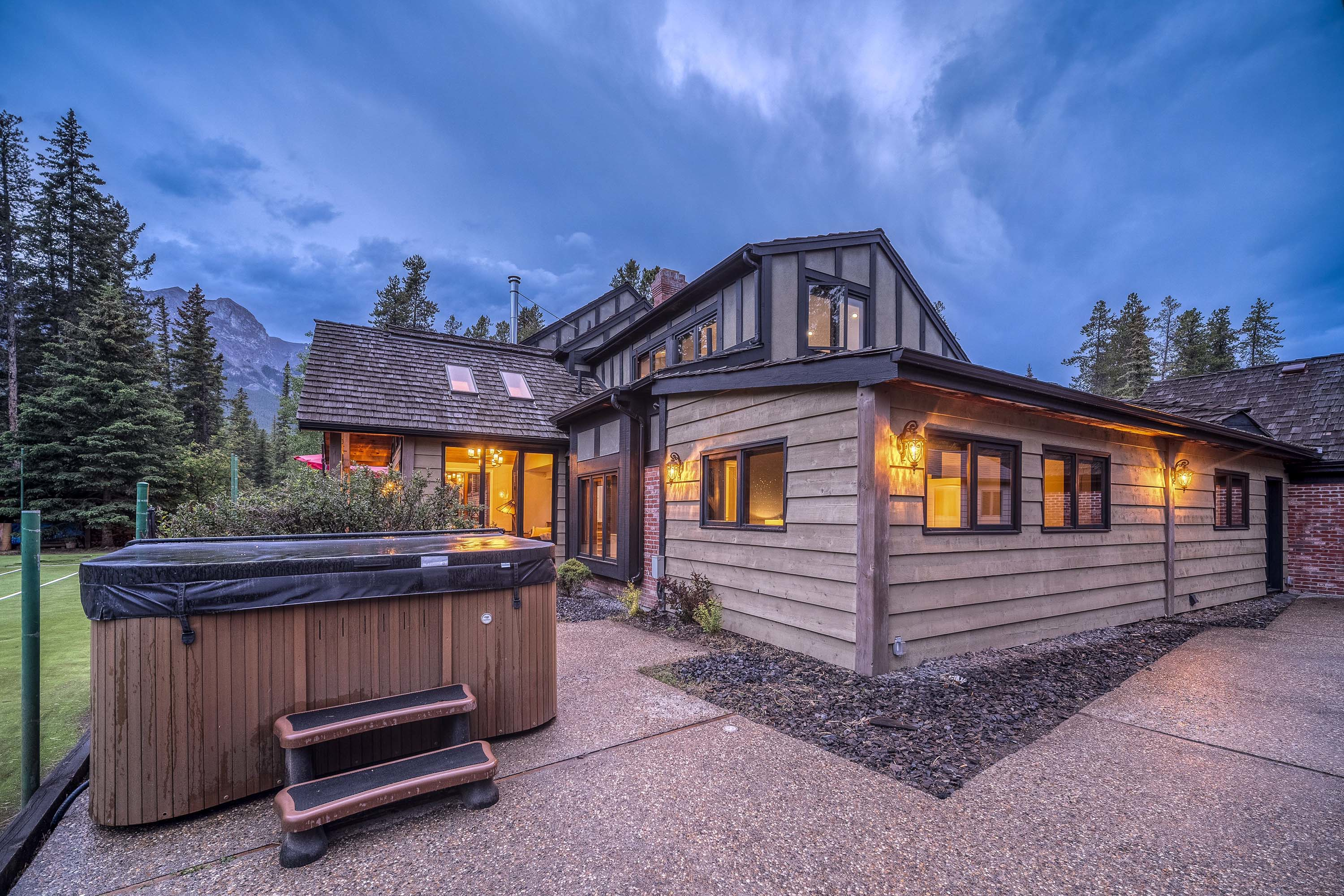 46 5 Woodside Lane, Canmore, Alberta T1W 1T1 - Luxury Real Estate - Concierge Auctions