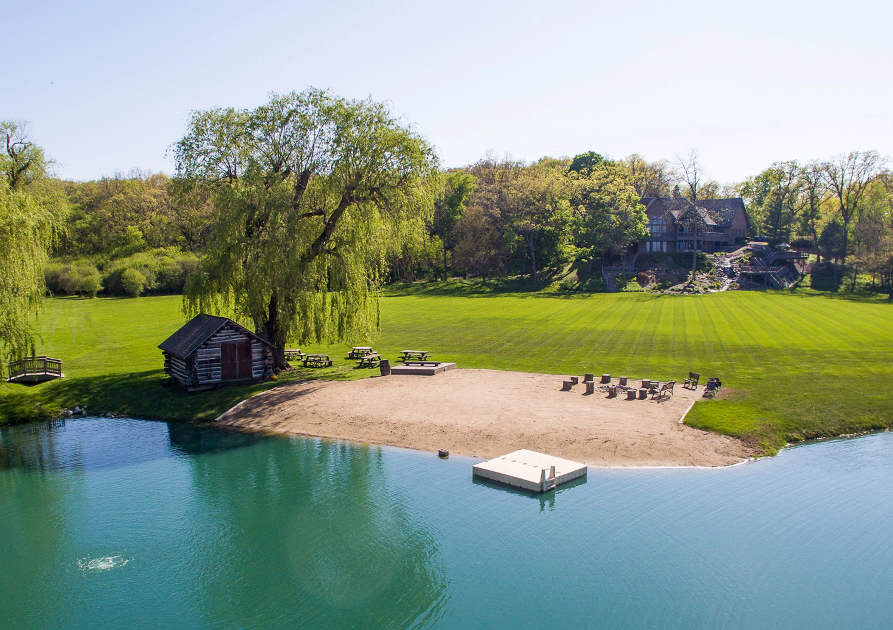 2780 Nish Road, Crystal Lake, Illinois 60012 - 2708-nish-road-crystal-lake-illinois01_wvx2kw