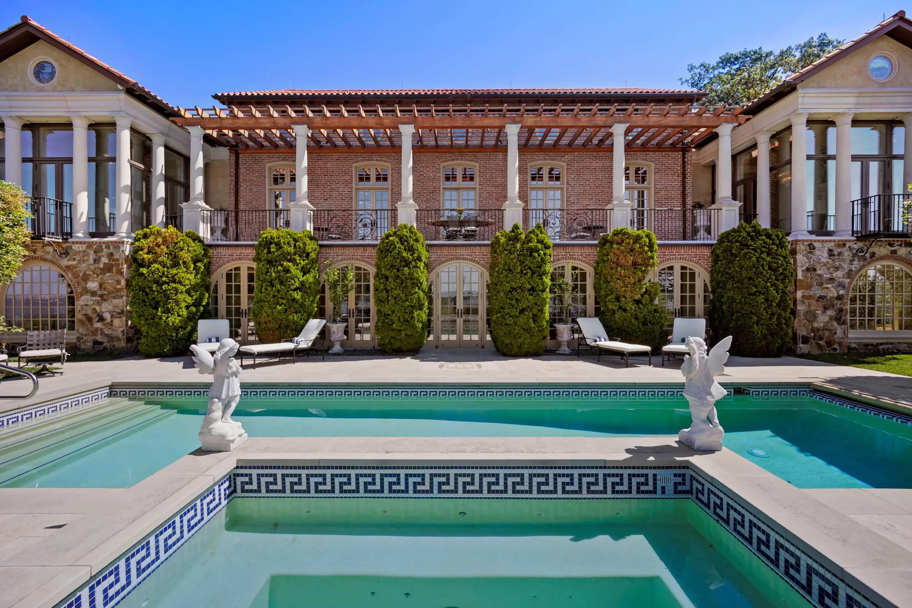 An exceptional opportunity presents itself with this magnificent Mediterranean villa, encompassing over 14,000 square feet of unparalleled craftsmanship and offering sweeping vistas over the Chesapeake Bay within commutable distance of Washington D.C. and