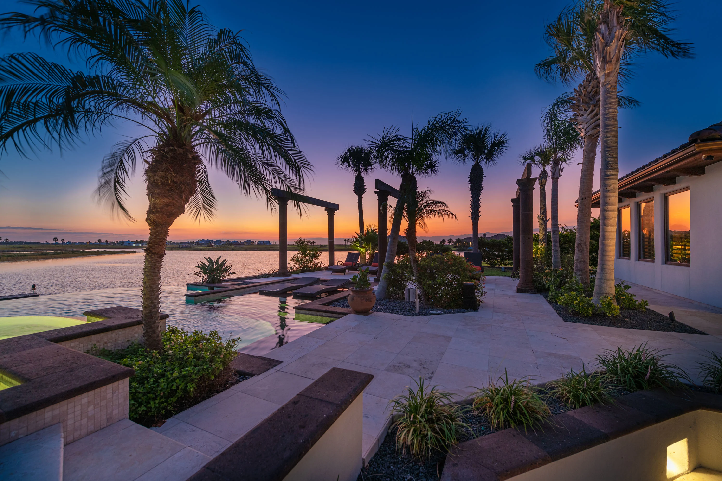16 La Buena Vida Drive, Rockport, Texas Coast, Texas 78336 - casa-mombasa-16-la-buena-vida-drive-aransas-pass-texas17_qpavtr