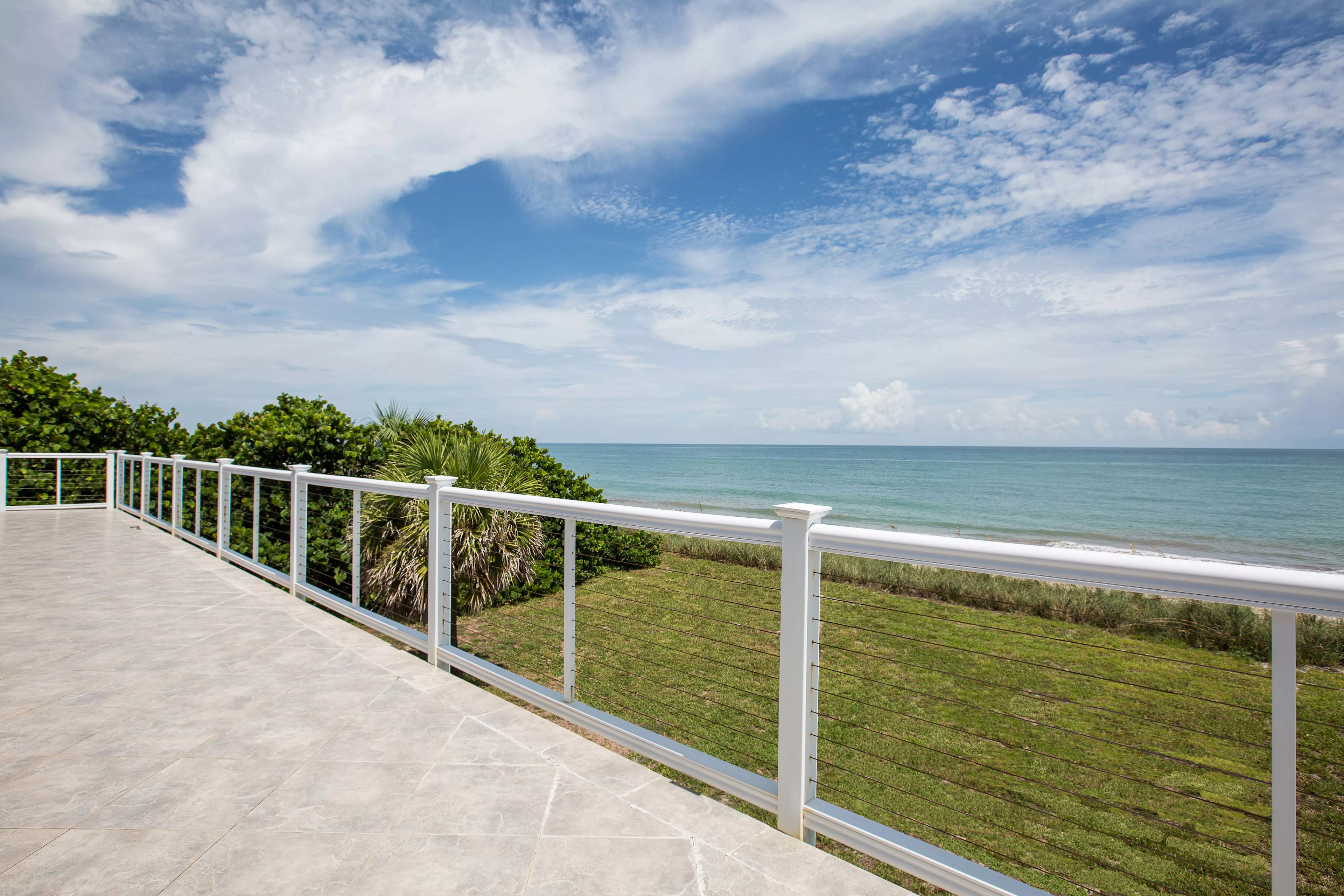908 Holoma Drive, Vero Beach, Florida 32963 - 908-holoma-drive-vero-beach-florida18_hdueil