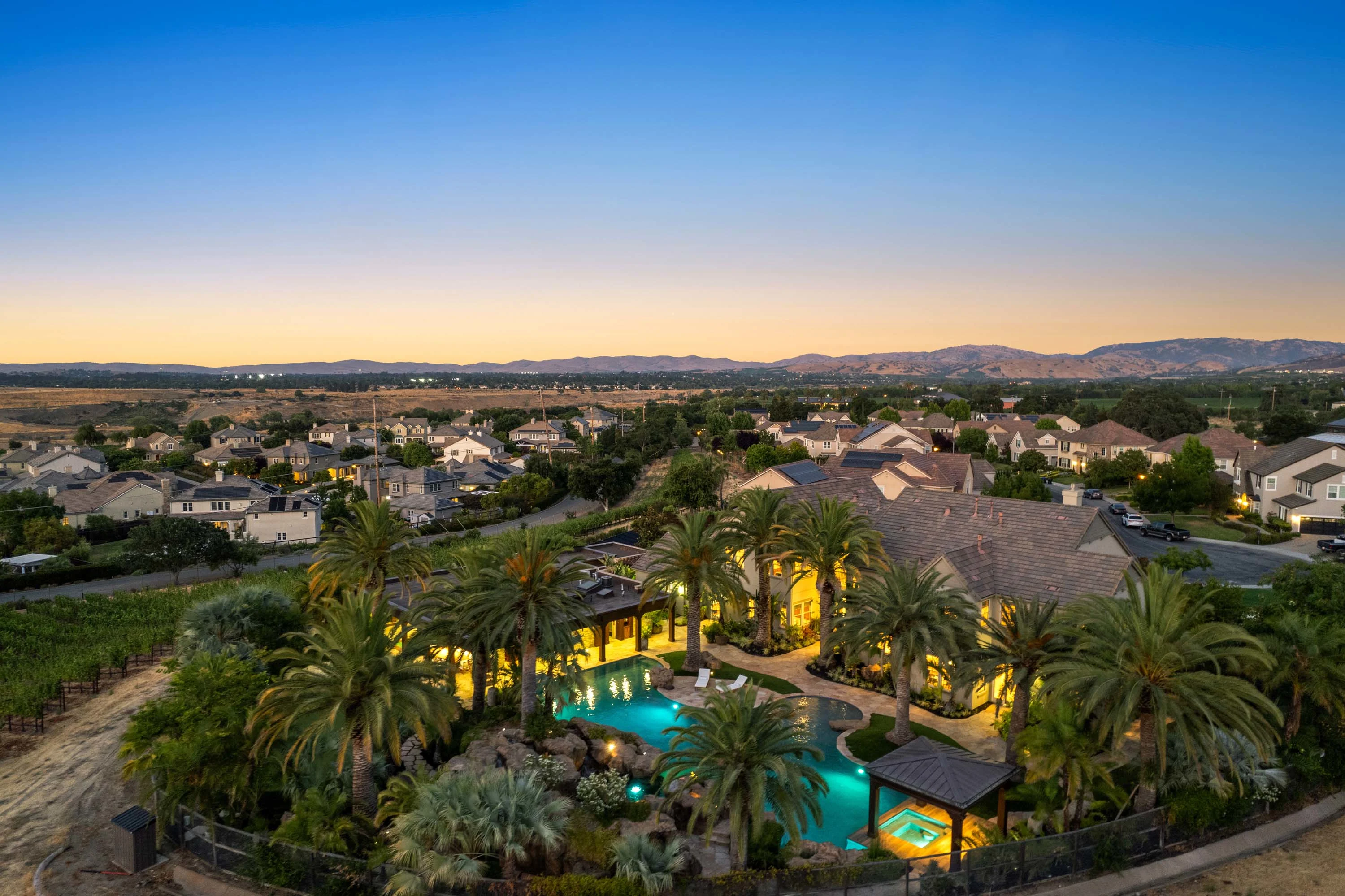 1333 Montrose Place, Pleasanton, San Jose Area, California 94566 - 3_-_Twilight-3_cgt1l4