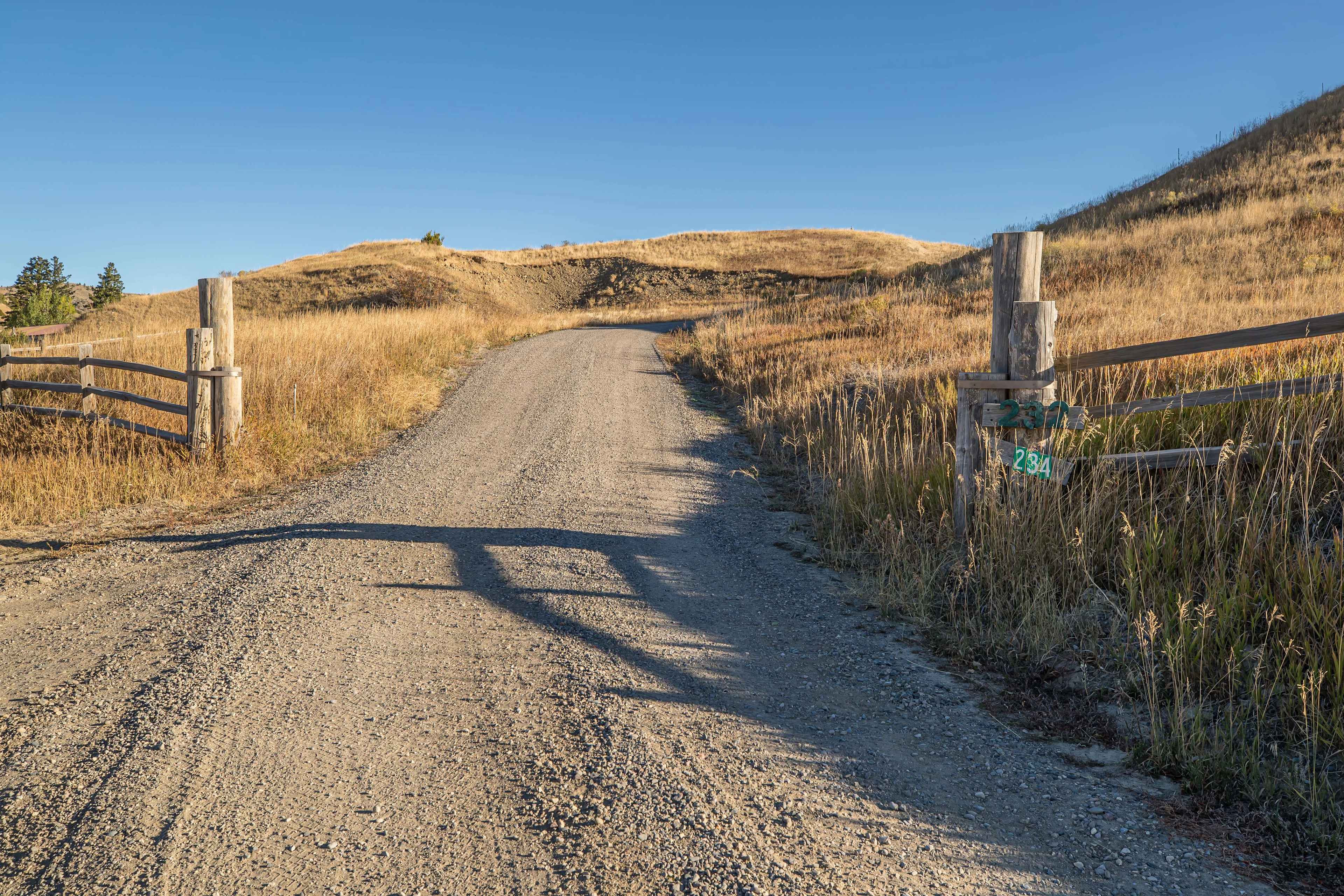 234 Fleshman Creek, Near Bozeman, Montana 59047 - 234-fleshman-creek-livingston-montana_54_bjxn84