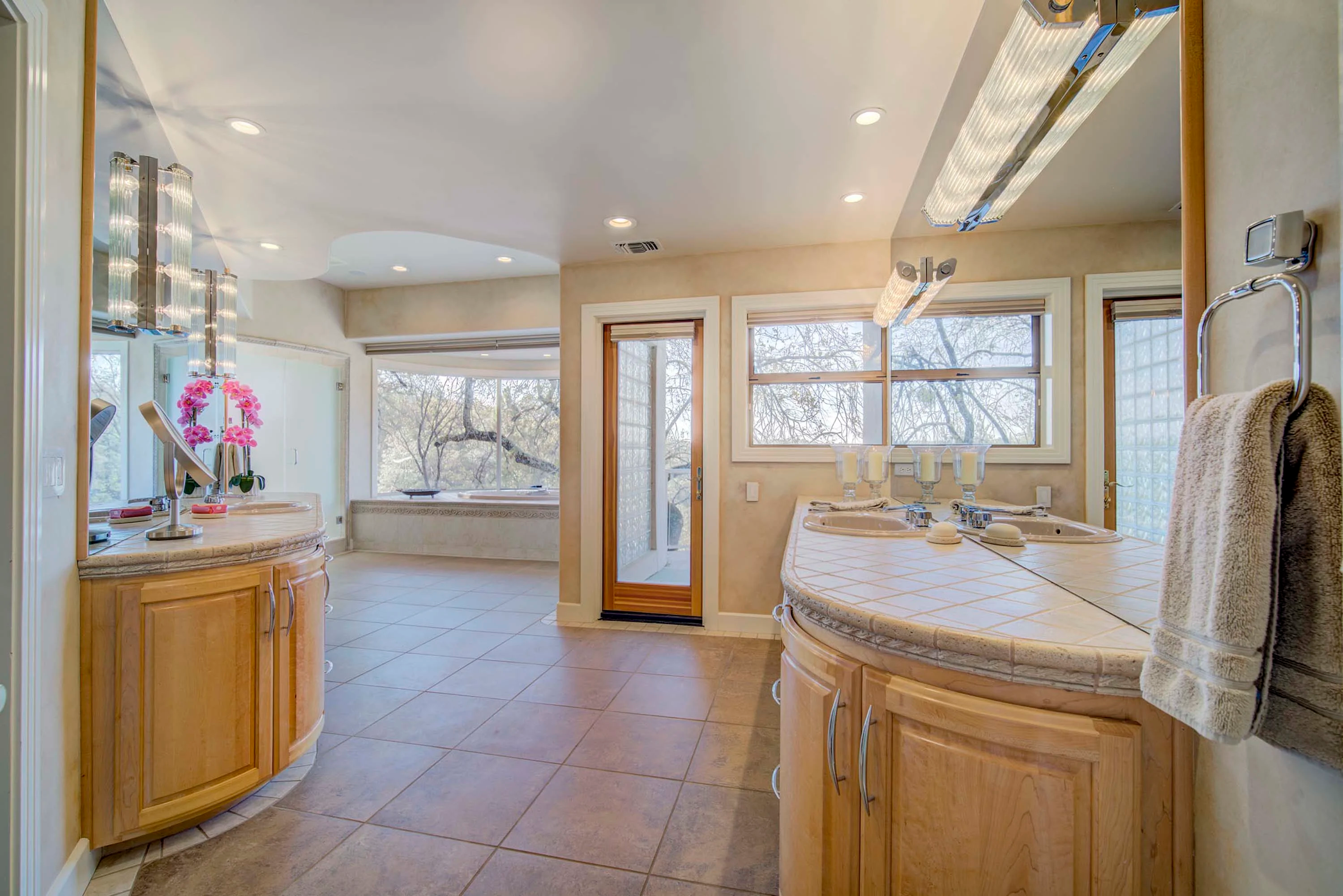 11391 Overhill Drive, Near Lake Tahoe, California 95602 - 11391-overhill_20_yyzyek