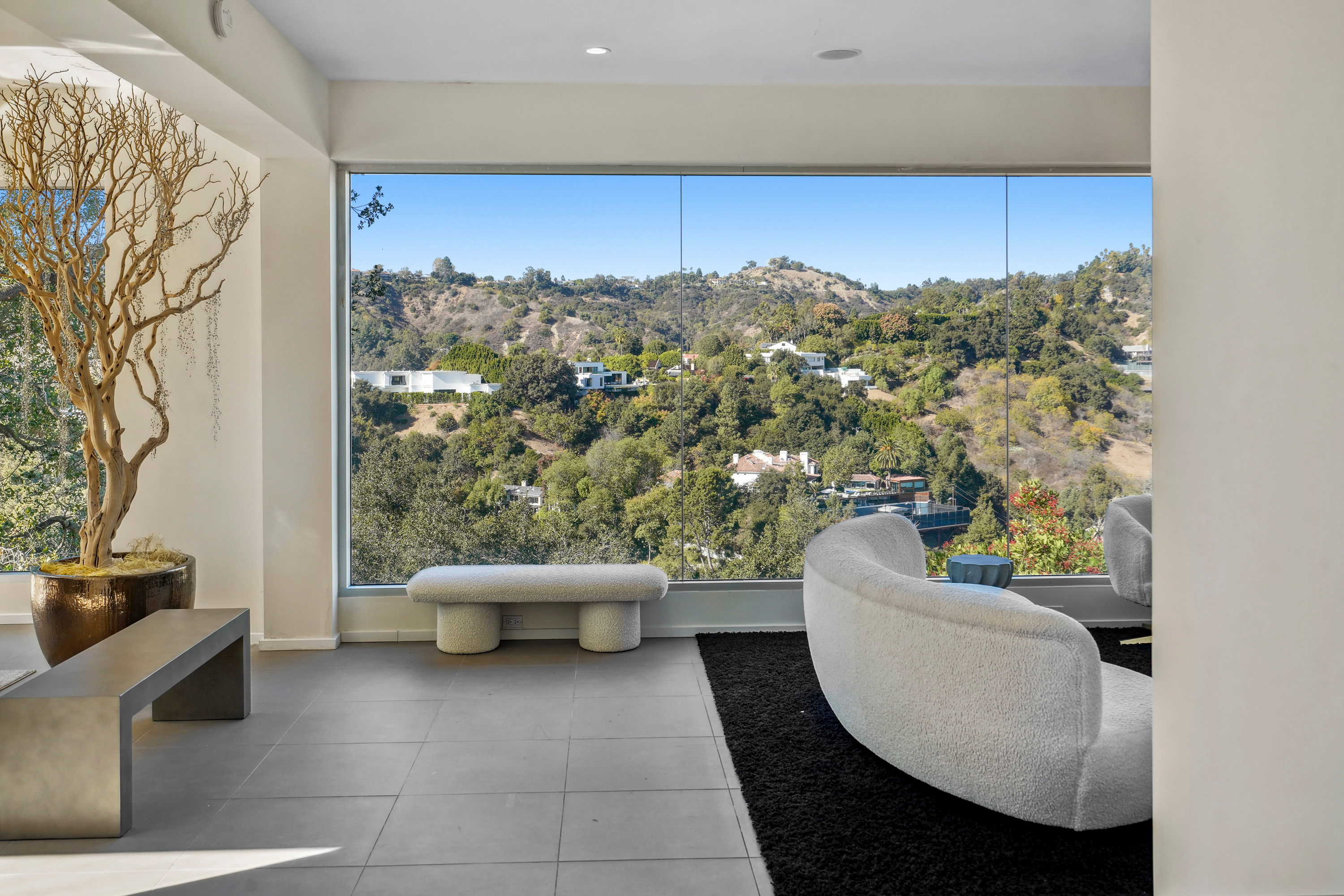 11 9716 Oak Pass Rd - Luxury Real Estate - Concierge Auctions