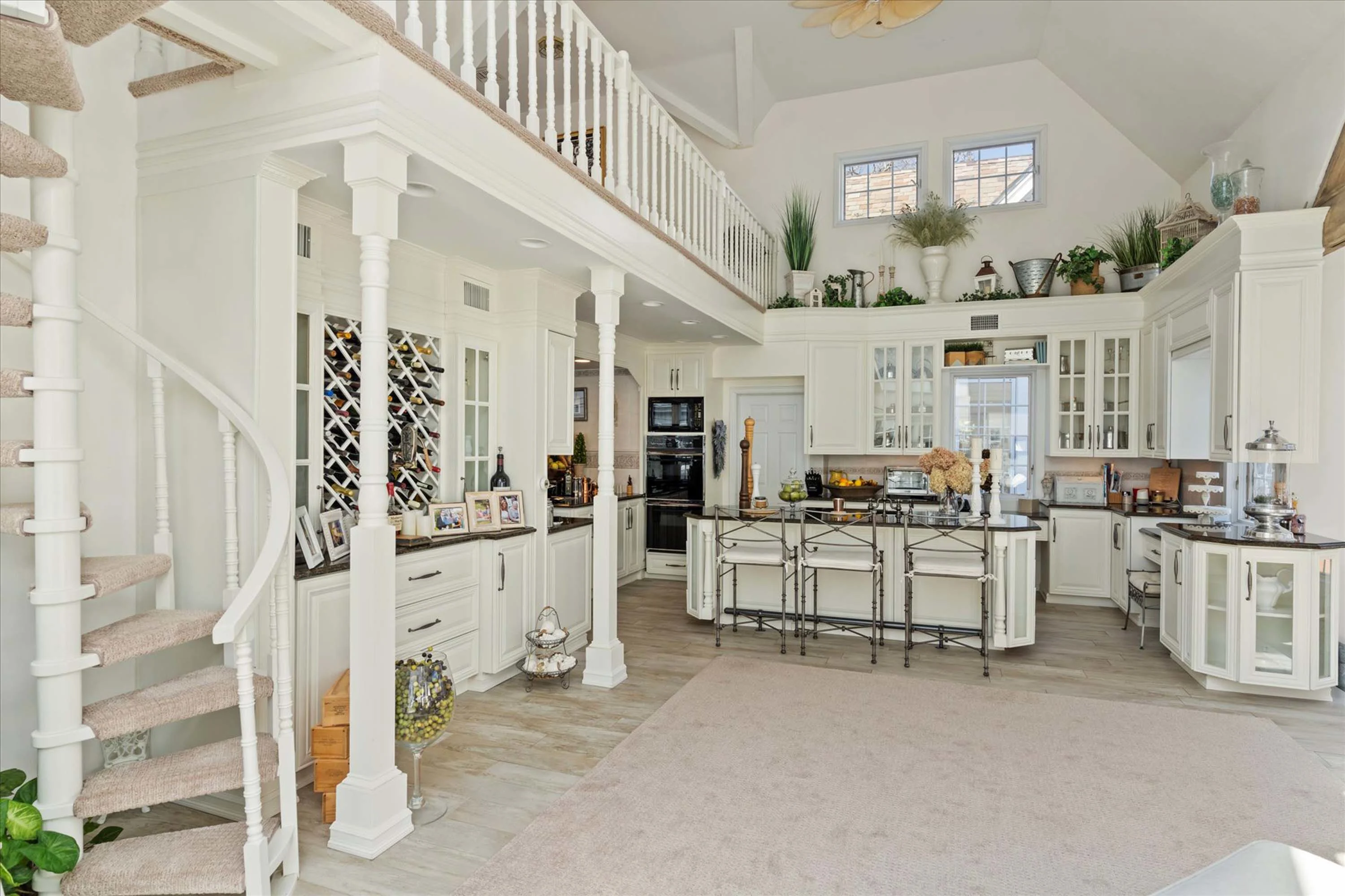Swan Manor | 1 Swan Place, Nissequogue, Gold Coast, New York 11780 - 21_Swan_Manor_1_Swan_Place_Saint_James_NY_11780_hgaun7