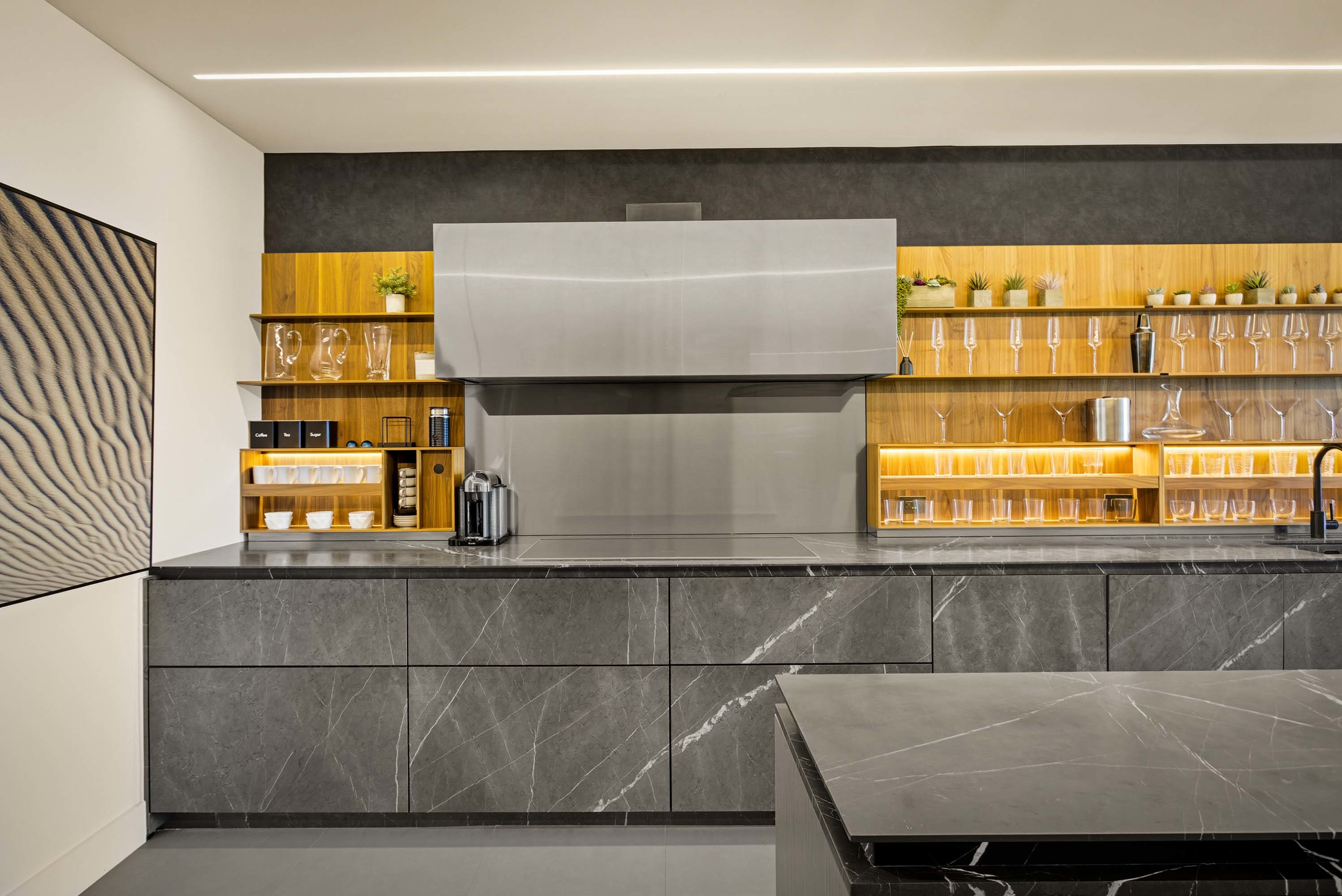 12 2301 Collins Ave Apt 1634 - Luxury Real Estate - Concierge Auctions