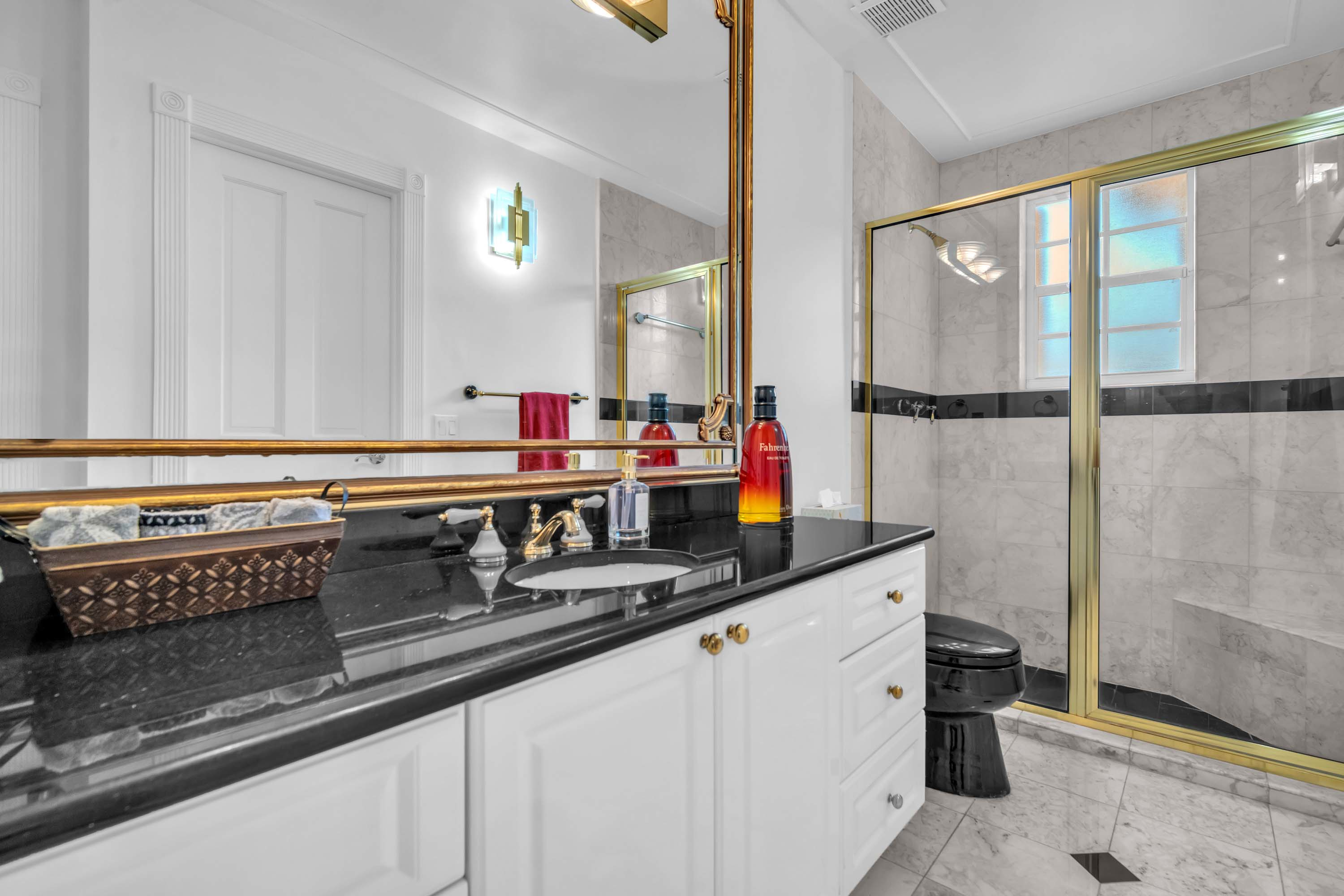 28 3855 Windmill Lake Road - Luxury Real Estate - Concierge Auctions