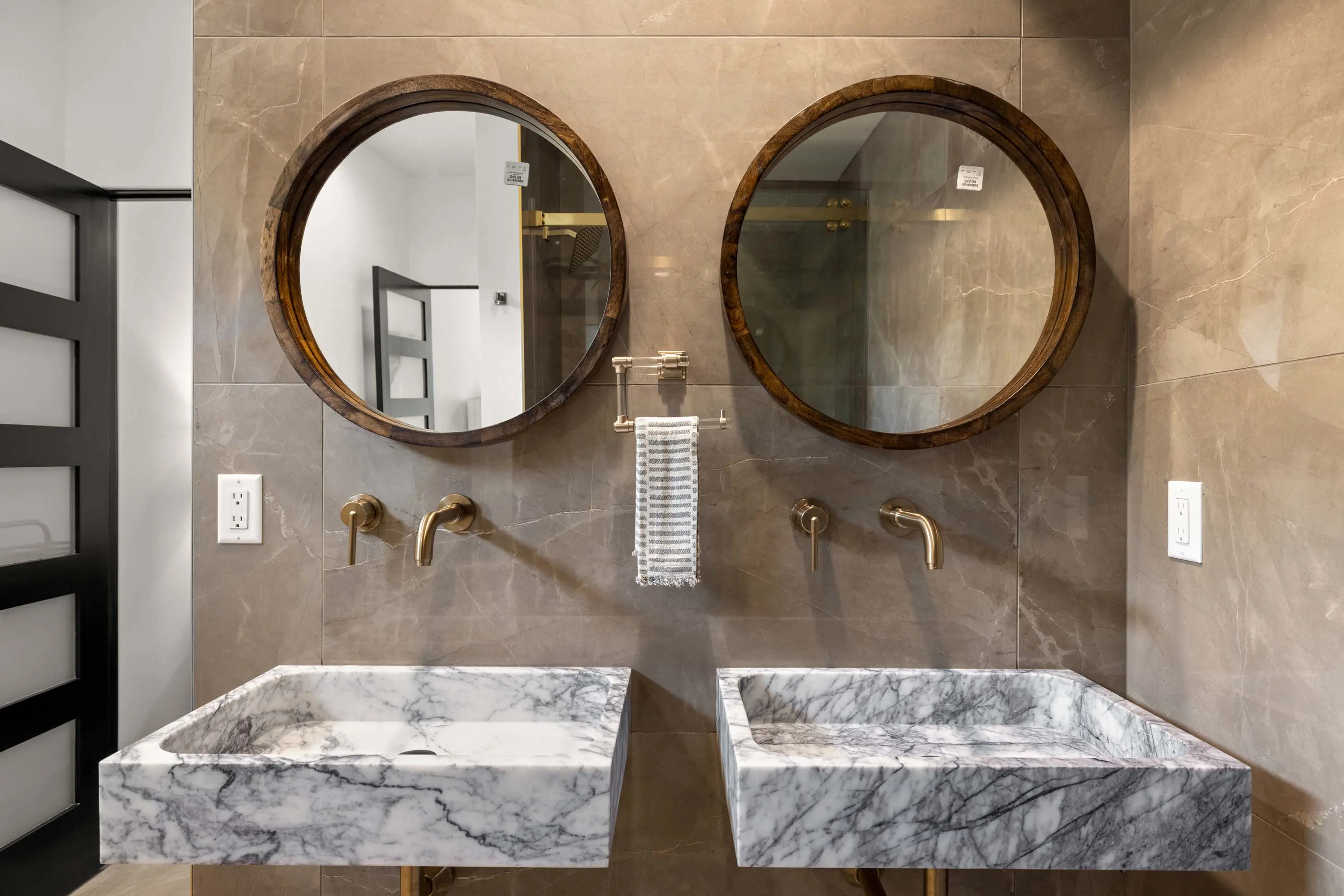 19 3857 Winter Lane A - Luxury Real Estate - Concierge Auctions