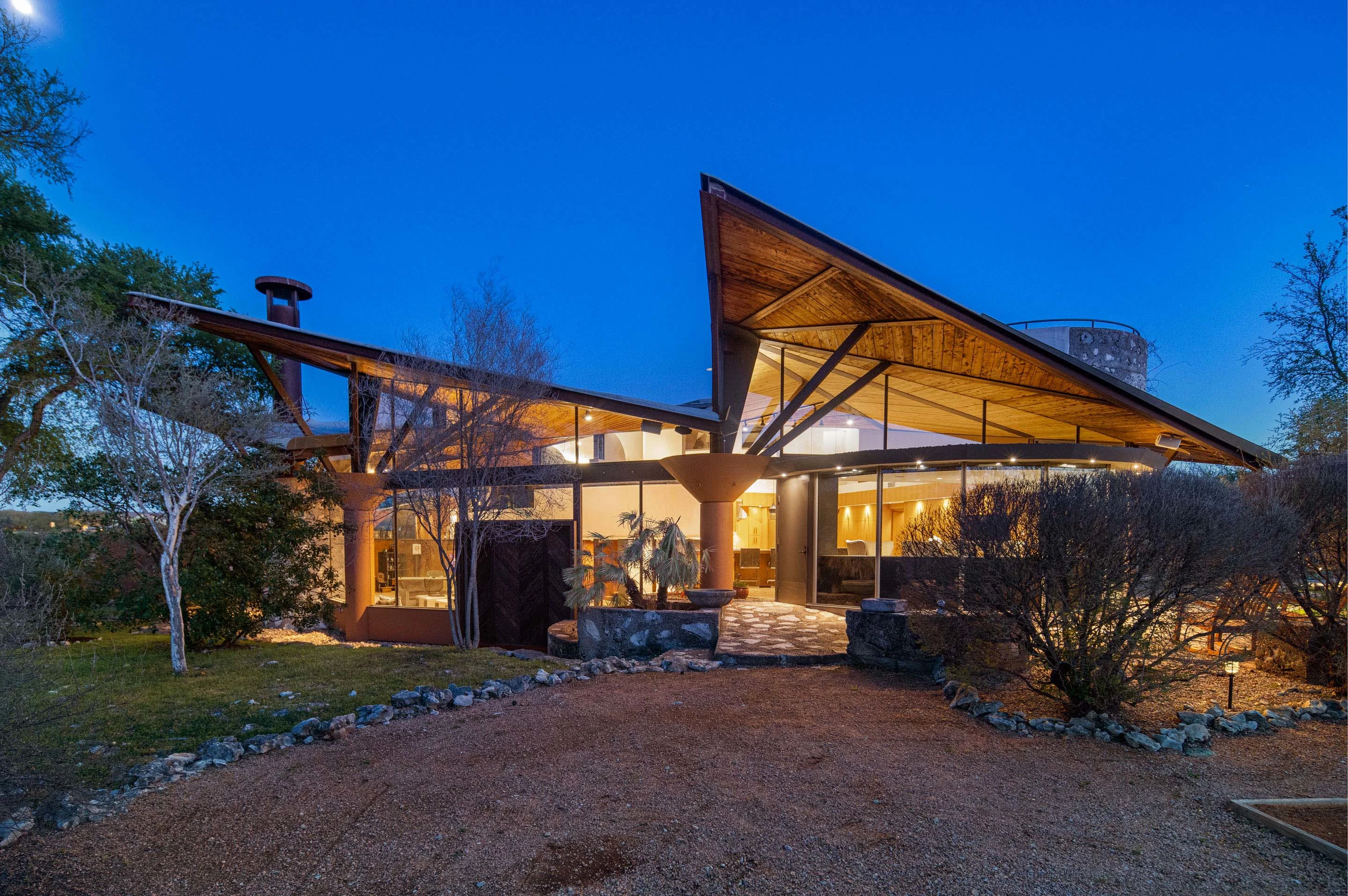 4002 Tyx Trail, Near Austin, Texas 78669 - 4002-tyx-trail-spicewood-tx01_wk76gs