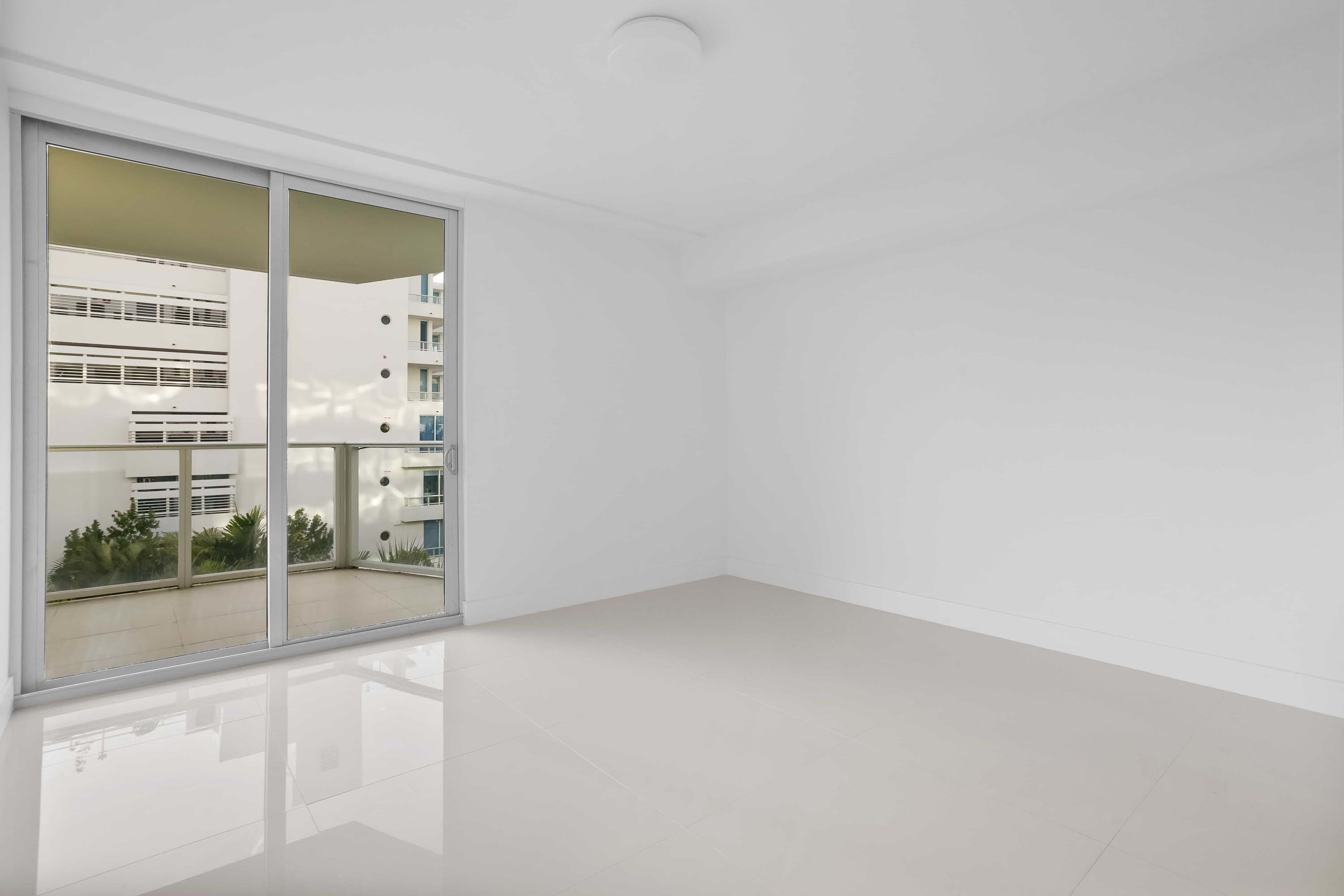 19 Unit 402 1150 101st Street - Luxury Real Estate - Concierge Auctions