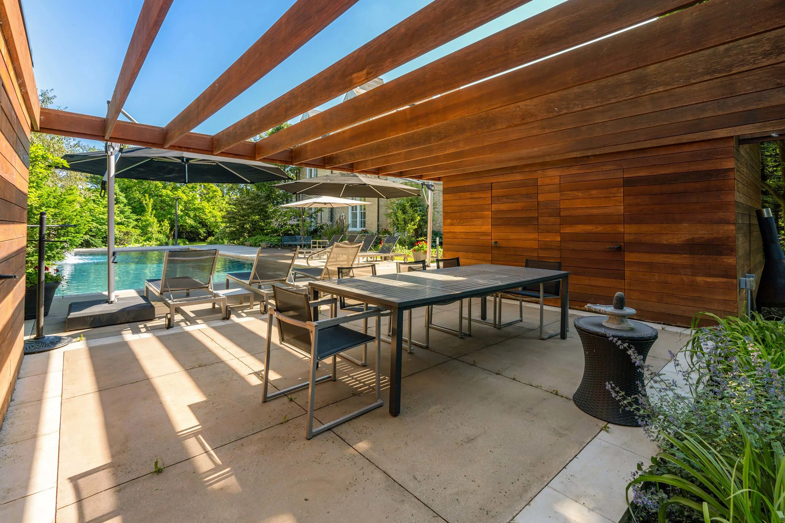 1 Banfield Street, Paris, Near Toronto, Ontario N3L2N3, Canada - 32_-_47-web-or-mls-ARW06778_axgaza
