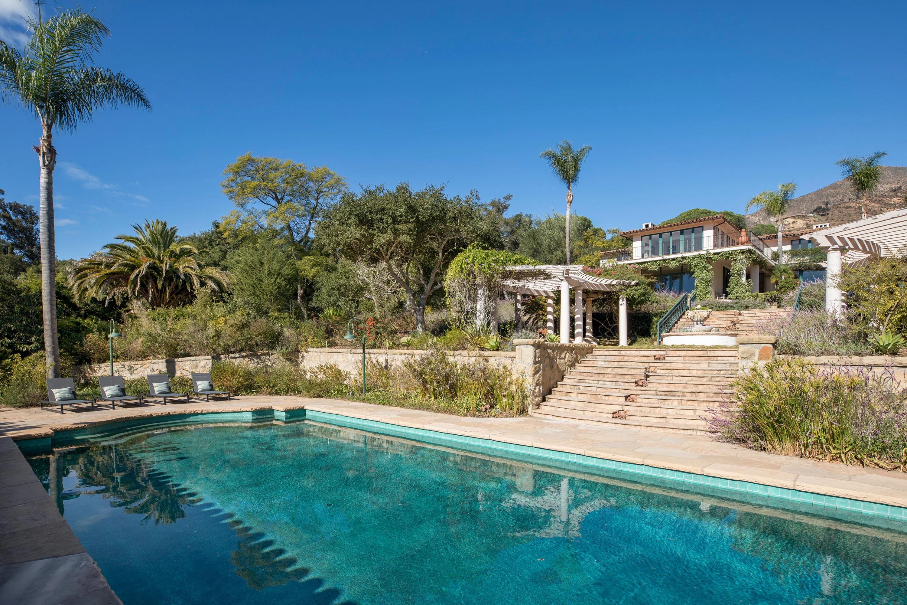 859 Picacho Lane, Montecito, California  - 859-picacho-lane-santa-barbara-california38_zpbe9x