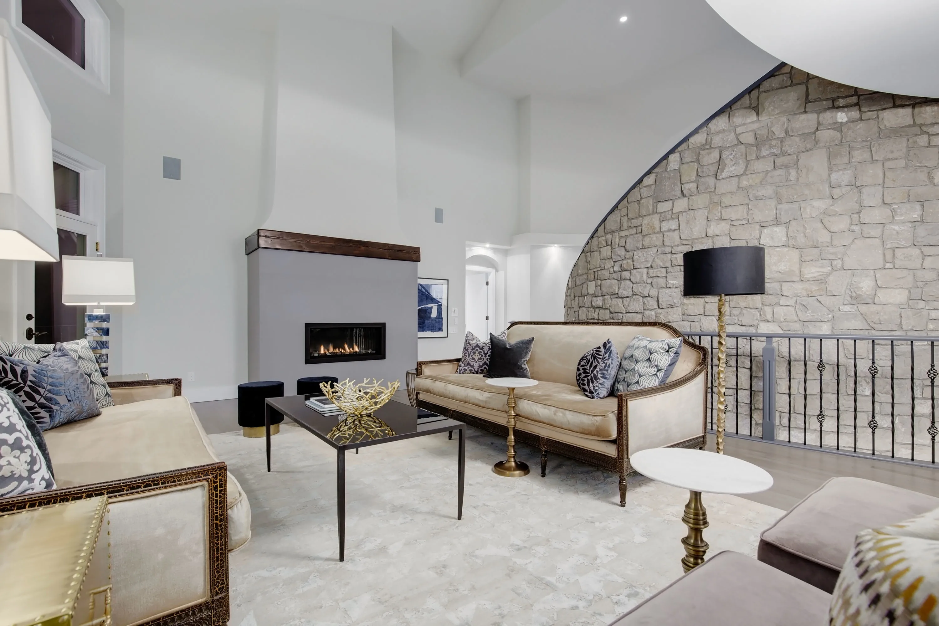 27 Granite Ridge, Calgary, Alberta T3Z 3B3, Canada | Concierge Auctions