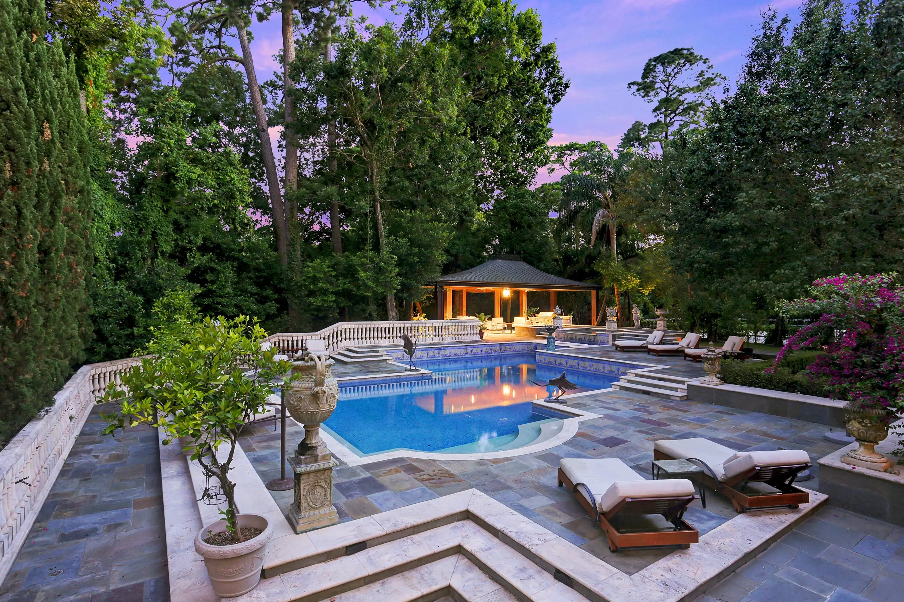 8823 Harness Creek Lane, Stablewood, Houston, Texas 77024 Matterport Tour
