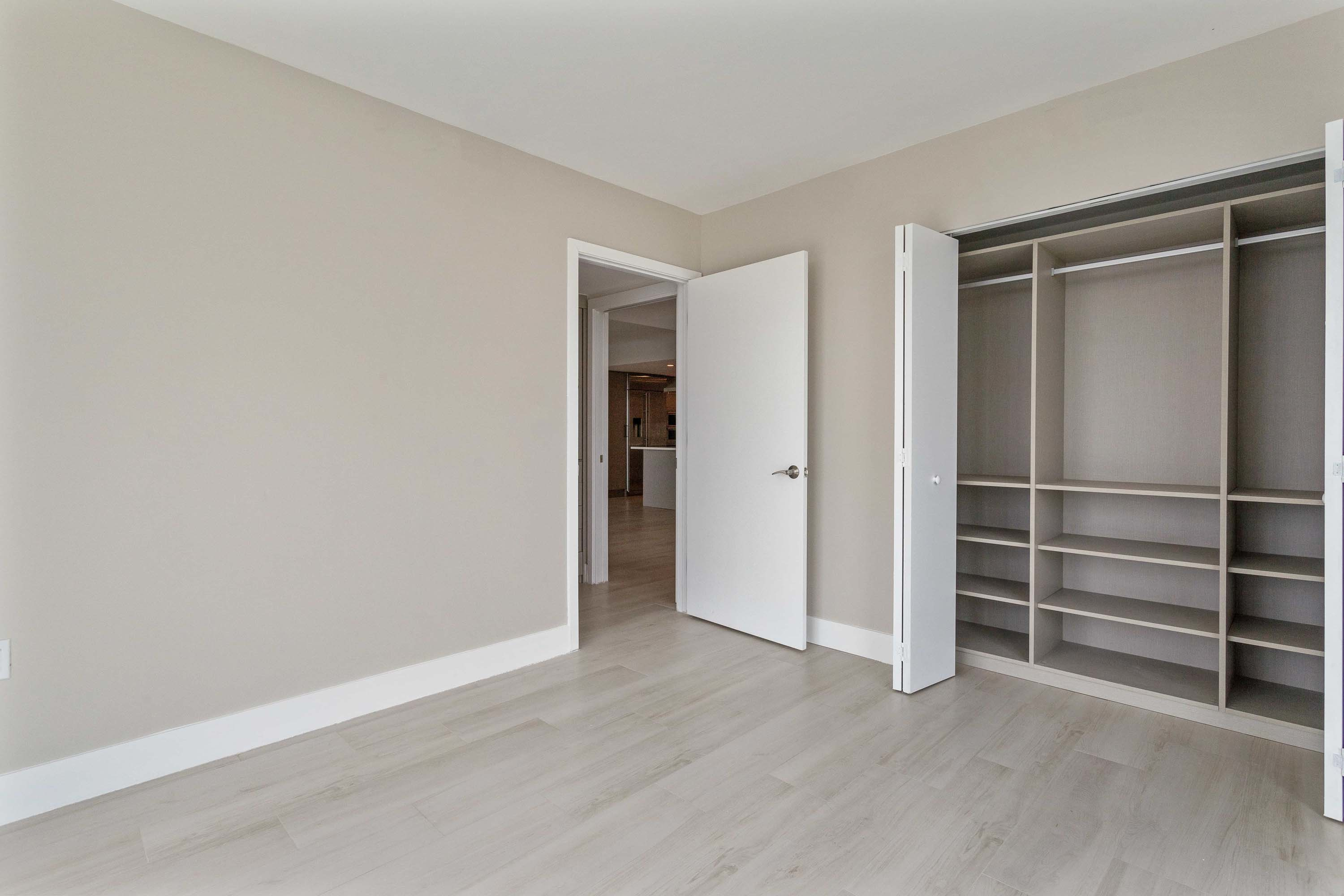27 Unit 702 1150 101st Street - Luxury Real Estate - Concierge Auctions